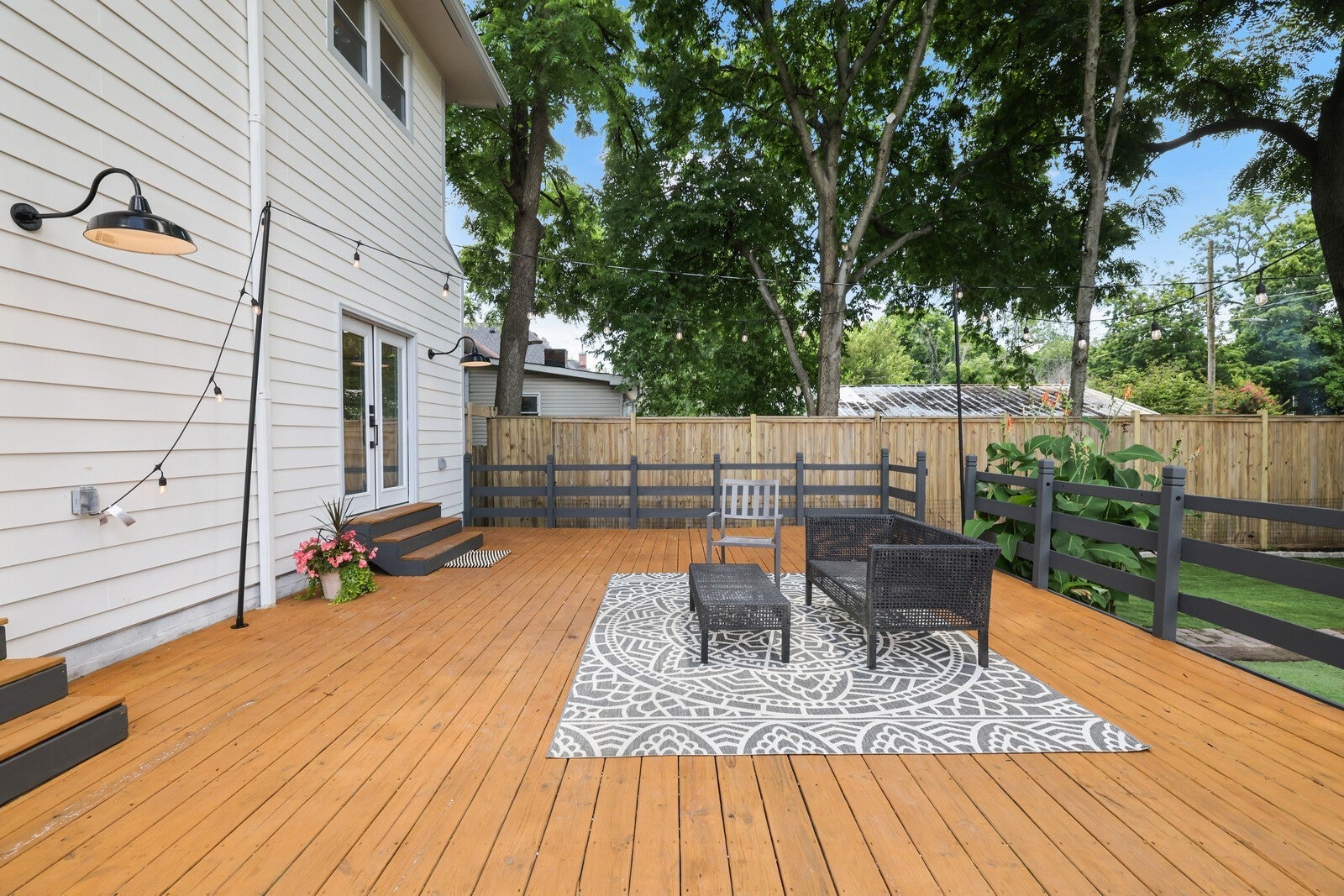 Nashville, Tennessee, 37206, United States, 4 Bedrooms Bedrooms, ,4 BathroomsBathrooms,Residential,Active,1953279