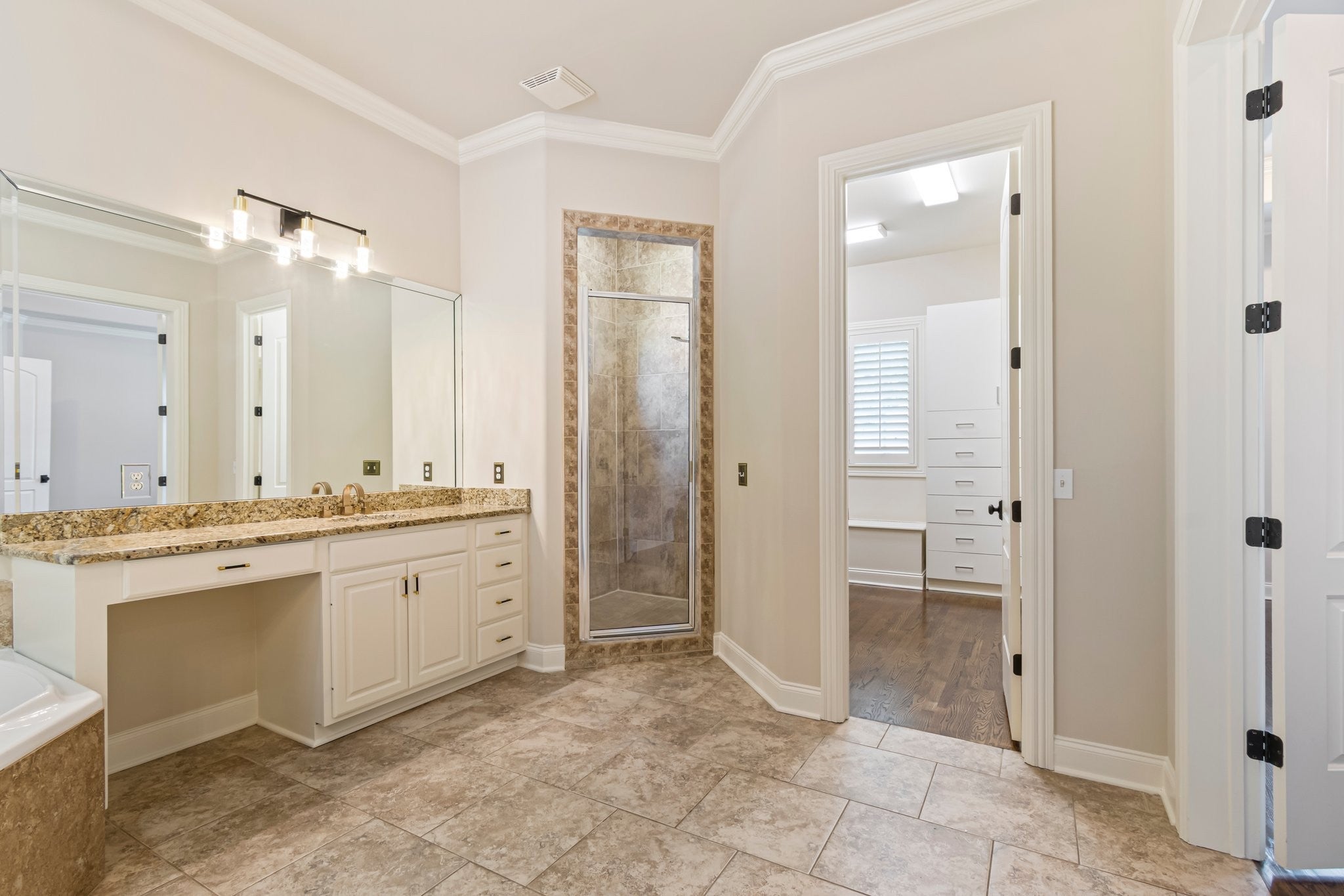 Brentwood, Tennessee, 37027, United States, 5 Bedrooms Bedrooms, ,6 BathroomsBathrooms,Residential,Active,1985582