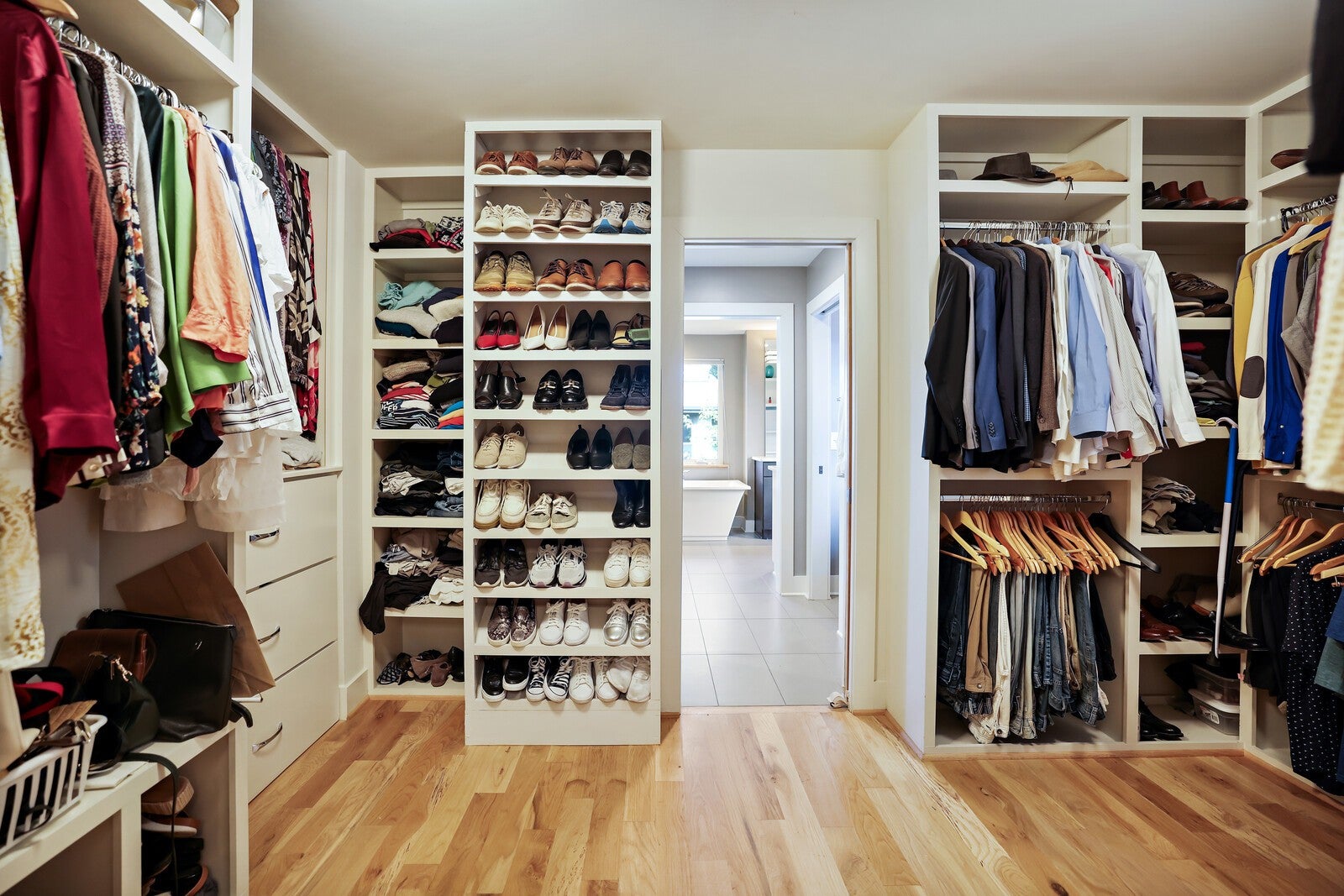 Nashville, Tennessee, 37206, United States, 4 Bedrooms Bedrooms, ,3 BathroomsBathrooms,Residential,Active,1969649