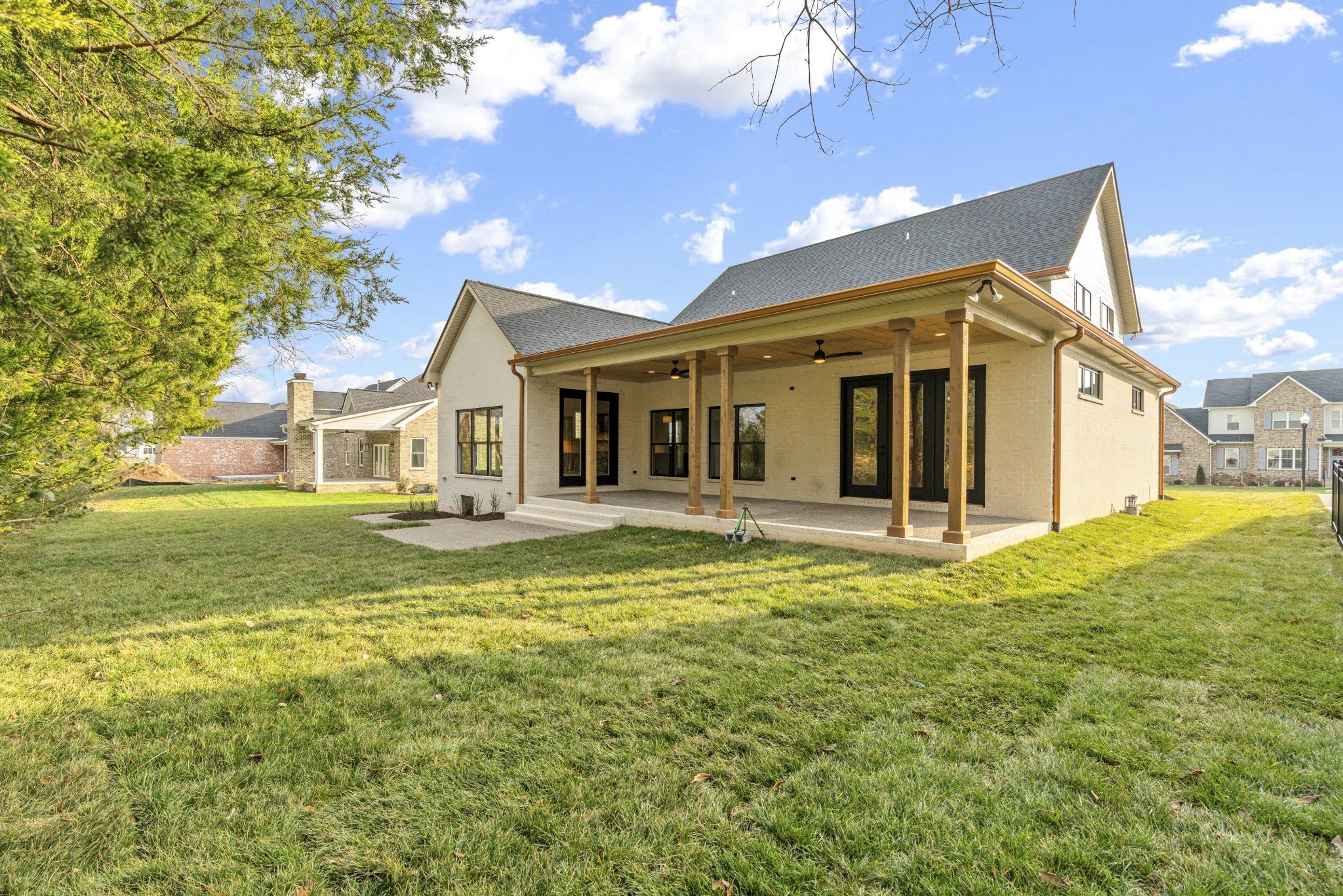 Murfreesboro, Tennessee, 37130, United States, 5 Bedrooms Bedrooms, ,5 BathroomsBathrooms,Residential,Active,2007162