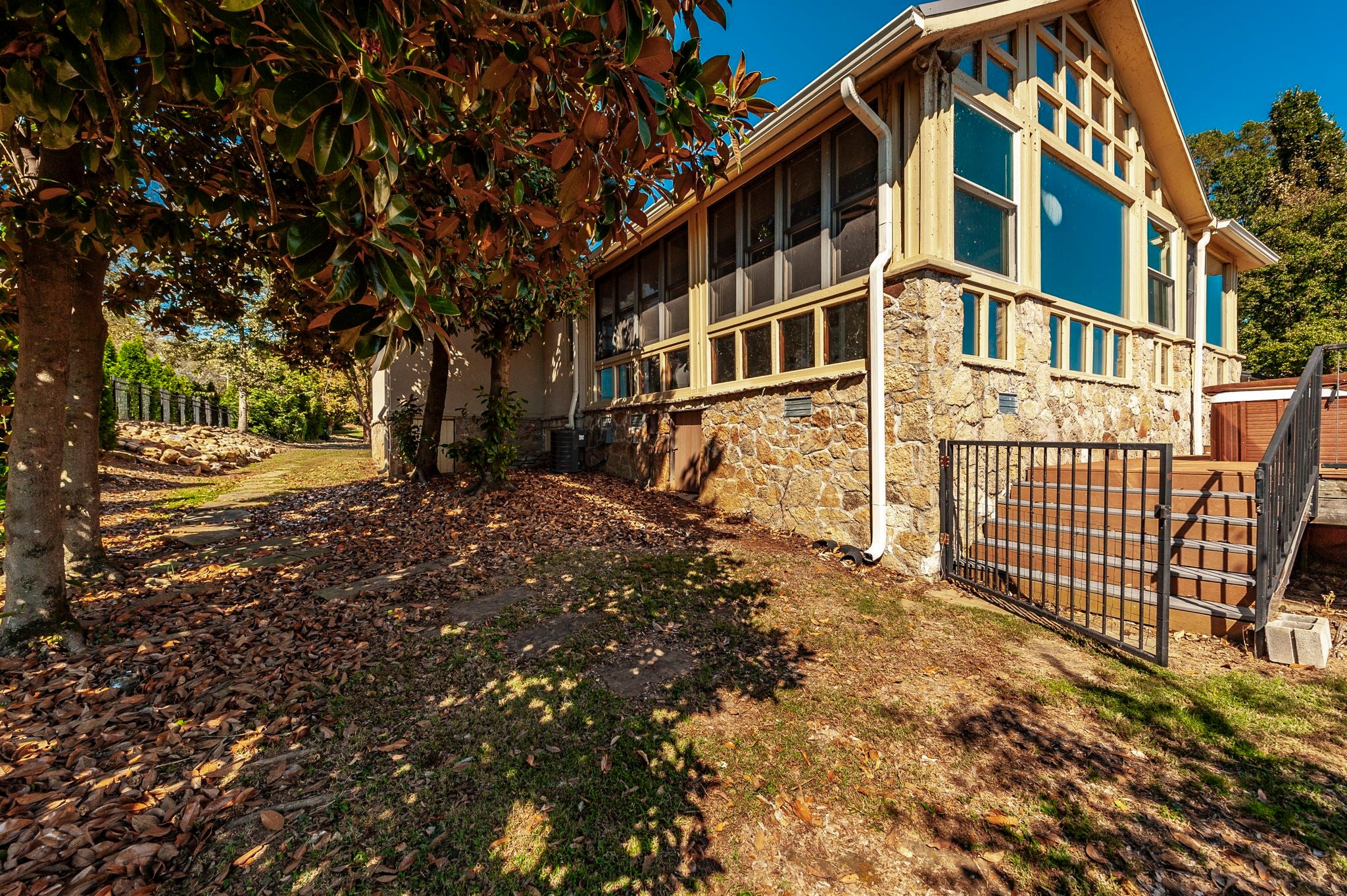 Hendersonville, Tennessee, 37075, United States, 4 Bedrooms Bedrooms, ,4 BathroomsBathrooms,Residential,Active,1959950