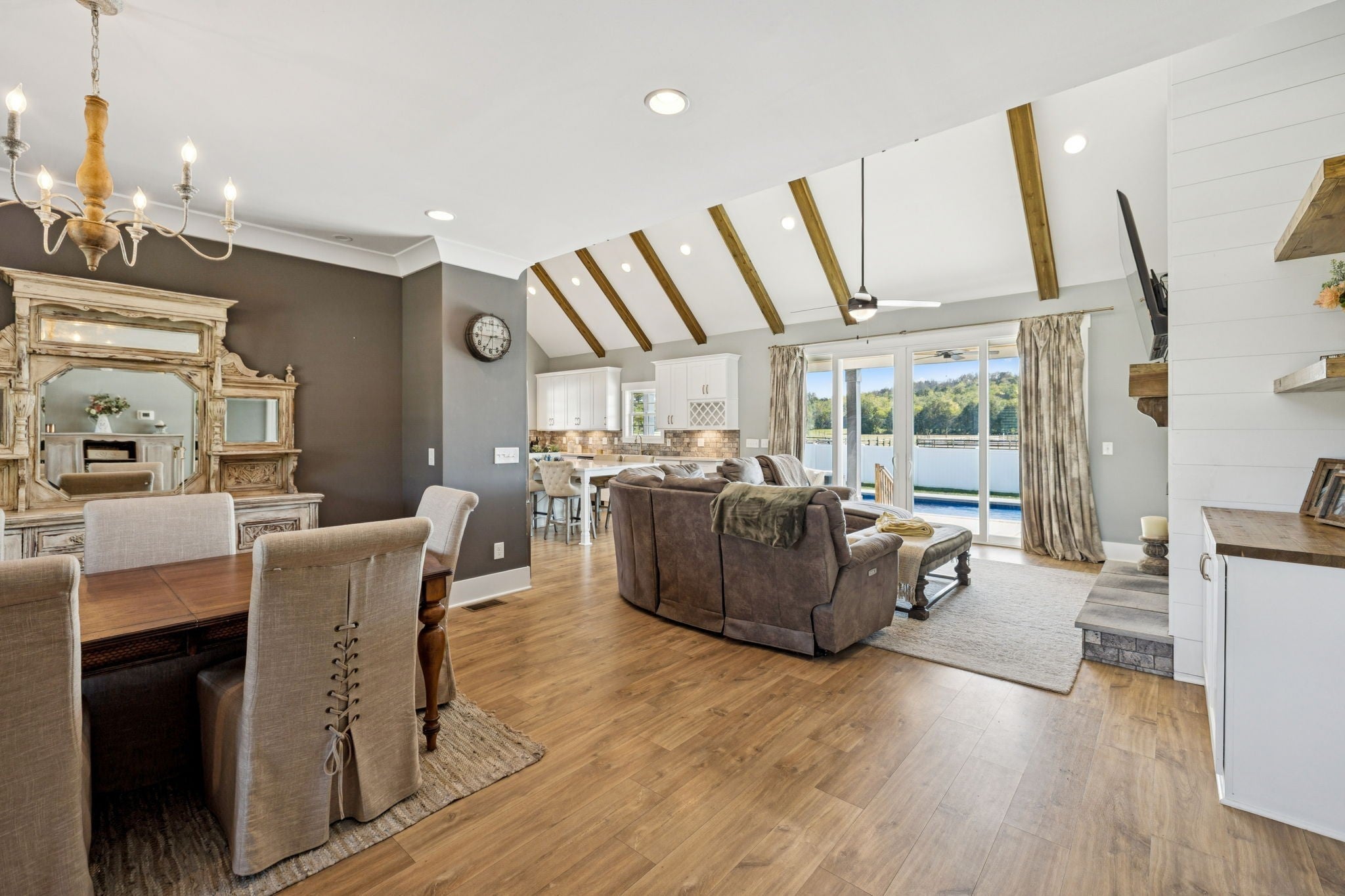 Lebanon, Tennessee, 37090, United States, 3 Bedrooms Bedrooms, ,4 BathroomsBathrooms,Residential,Active,2006888