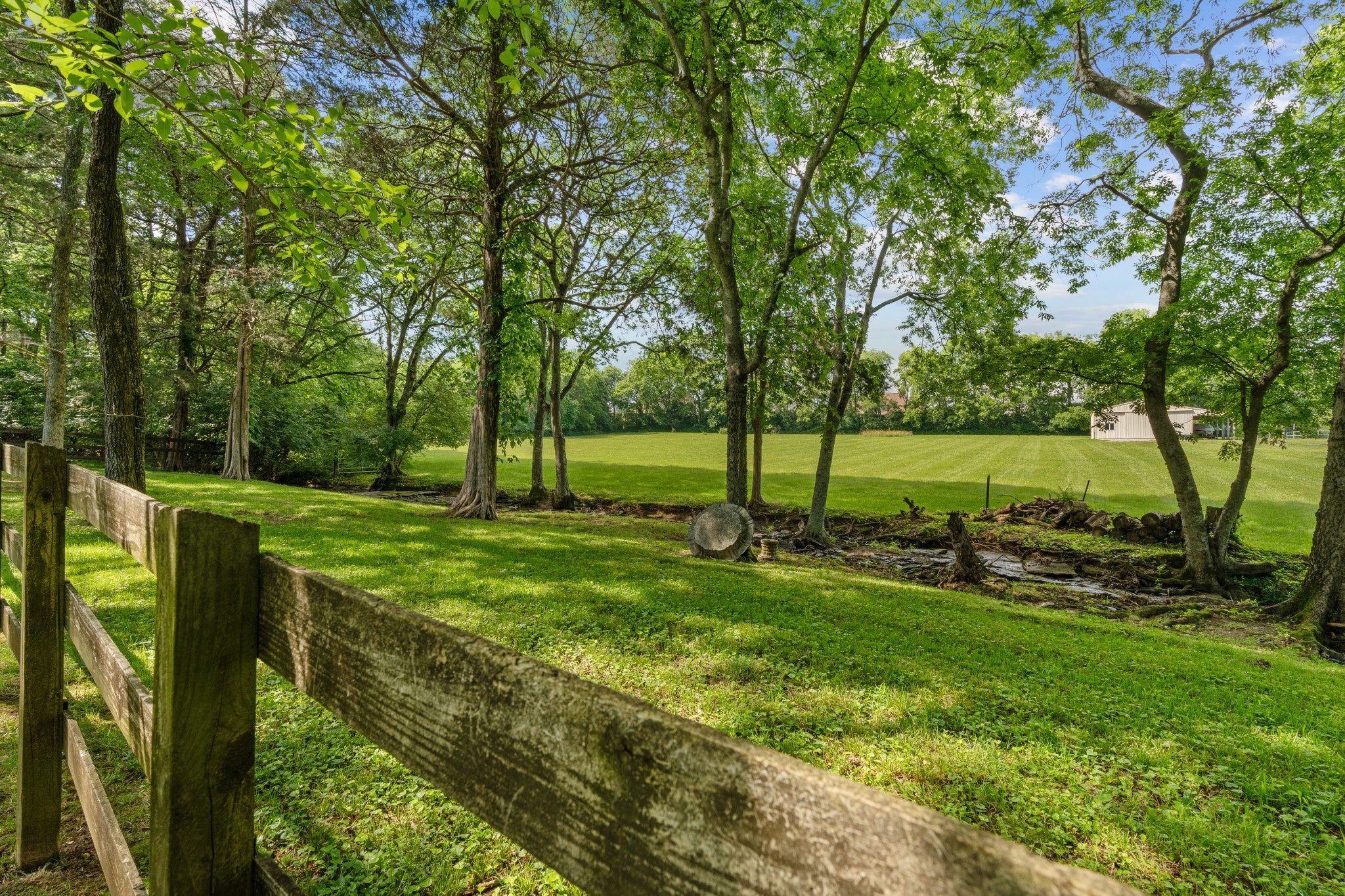 Gallatin, Tennessee, 37066, United States, 4 Bedrooms Bedrooms, ,5 BathroomsBathrooms,Residential,Active,1834473