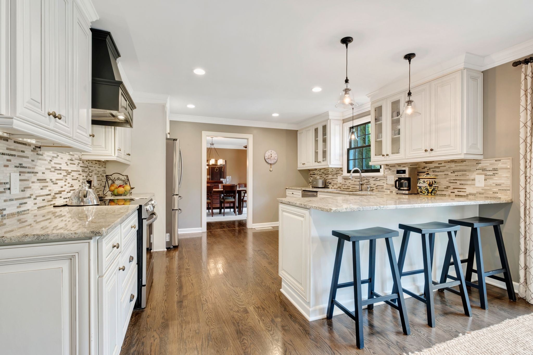 Nashville, Tennessee, 37221, United States, 4 Bedrooms Bedrooms, ,3 BathroomsBathrooms,Residential,Active,1967104