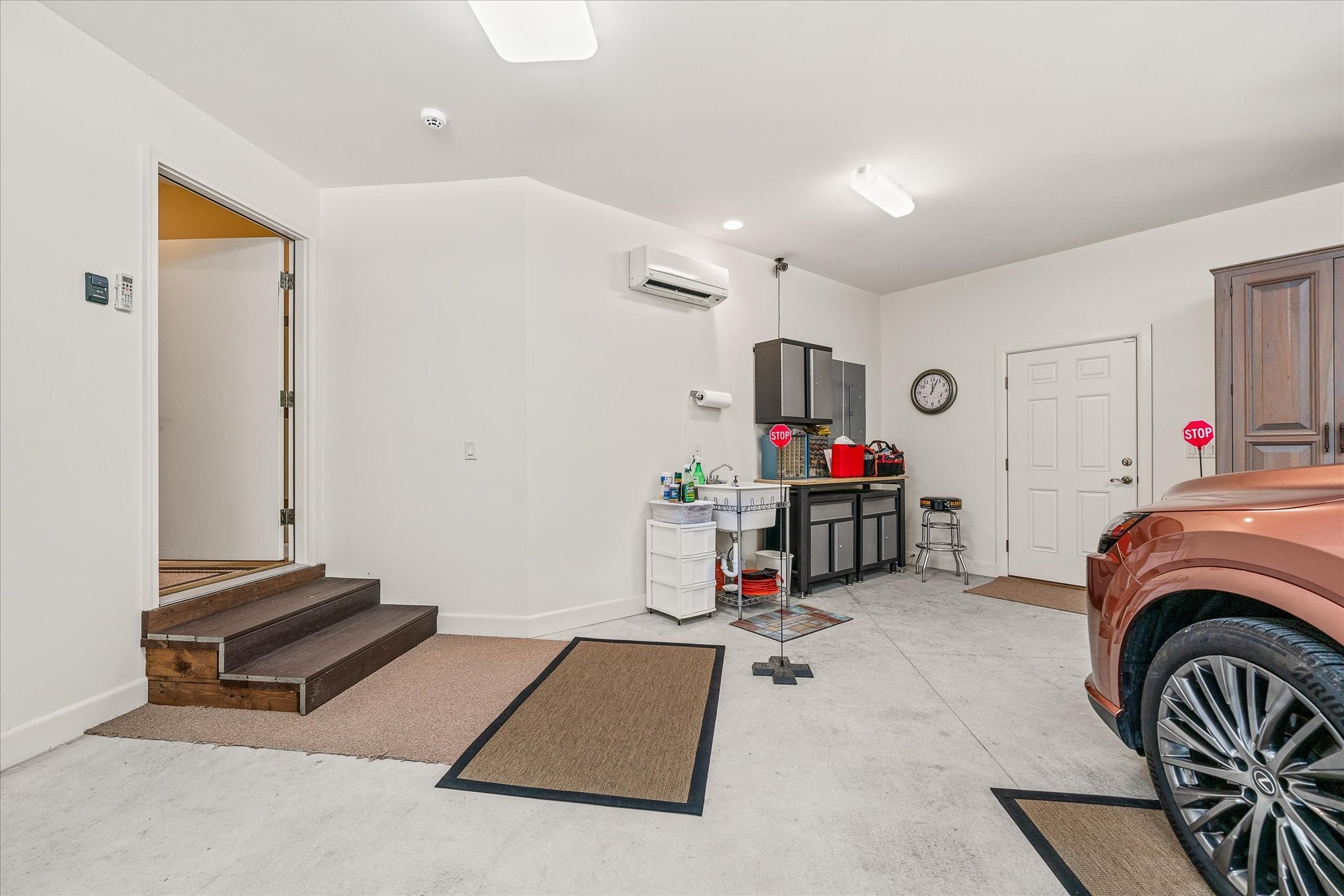 Crossville, Tennessee, 38558, United States, 4 Bedrooms Bedrooms, ,4 BathroomsBathrooms,Residential,Active,1968432