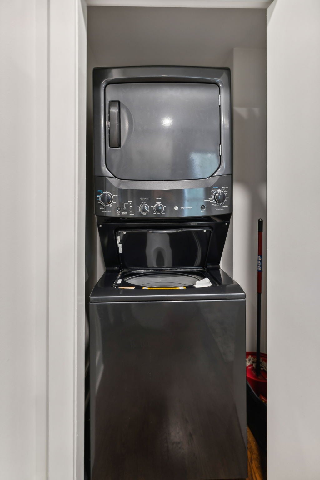 Nashville, Tennessee, 37206, United States, 3 Bedrooms Bedrooms, ,2 BathroomsBathrooms,Residential,Active,1912805