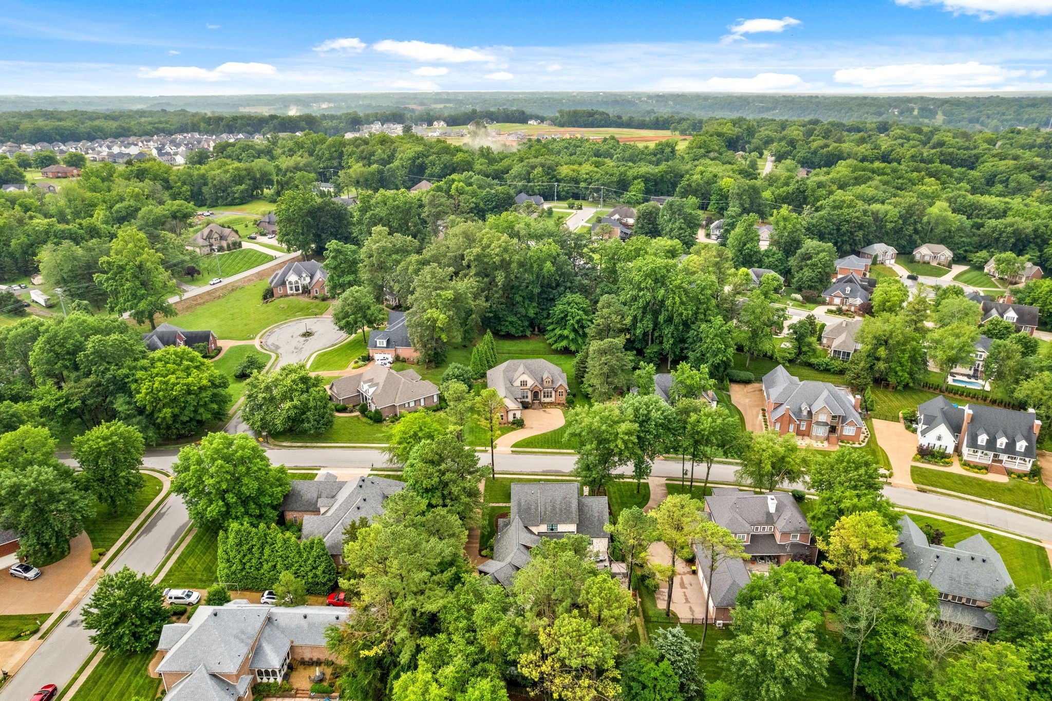 Clarksville, Tennessee, 37043, United States, 7 Bedrooms Bedrooms, ,4 BathroomsBathrooms,Residential,Active,1994960