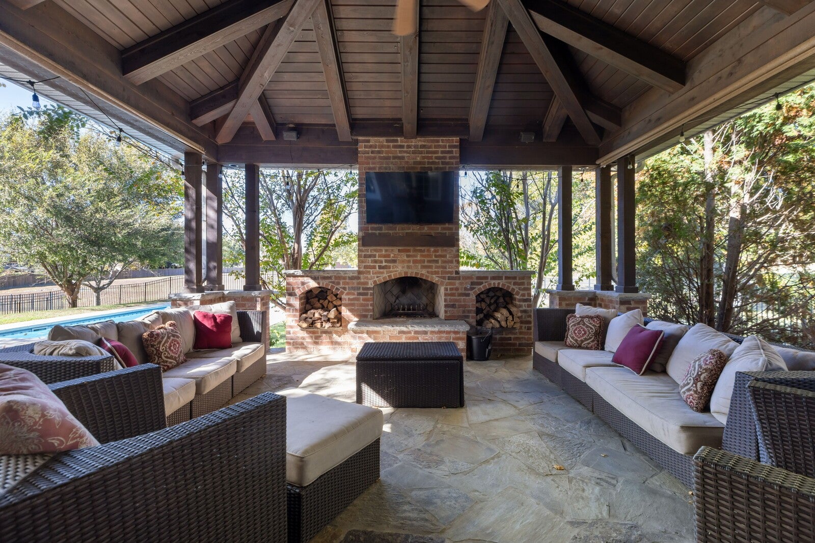 Brentwood, Tennessee, 37027, United States, 5 Bedrooms Bedrooms, ,4 BathroomsBathrooms,Residential,Active,2006880