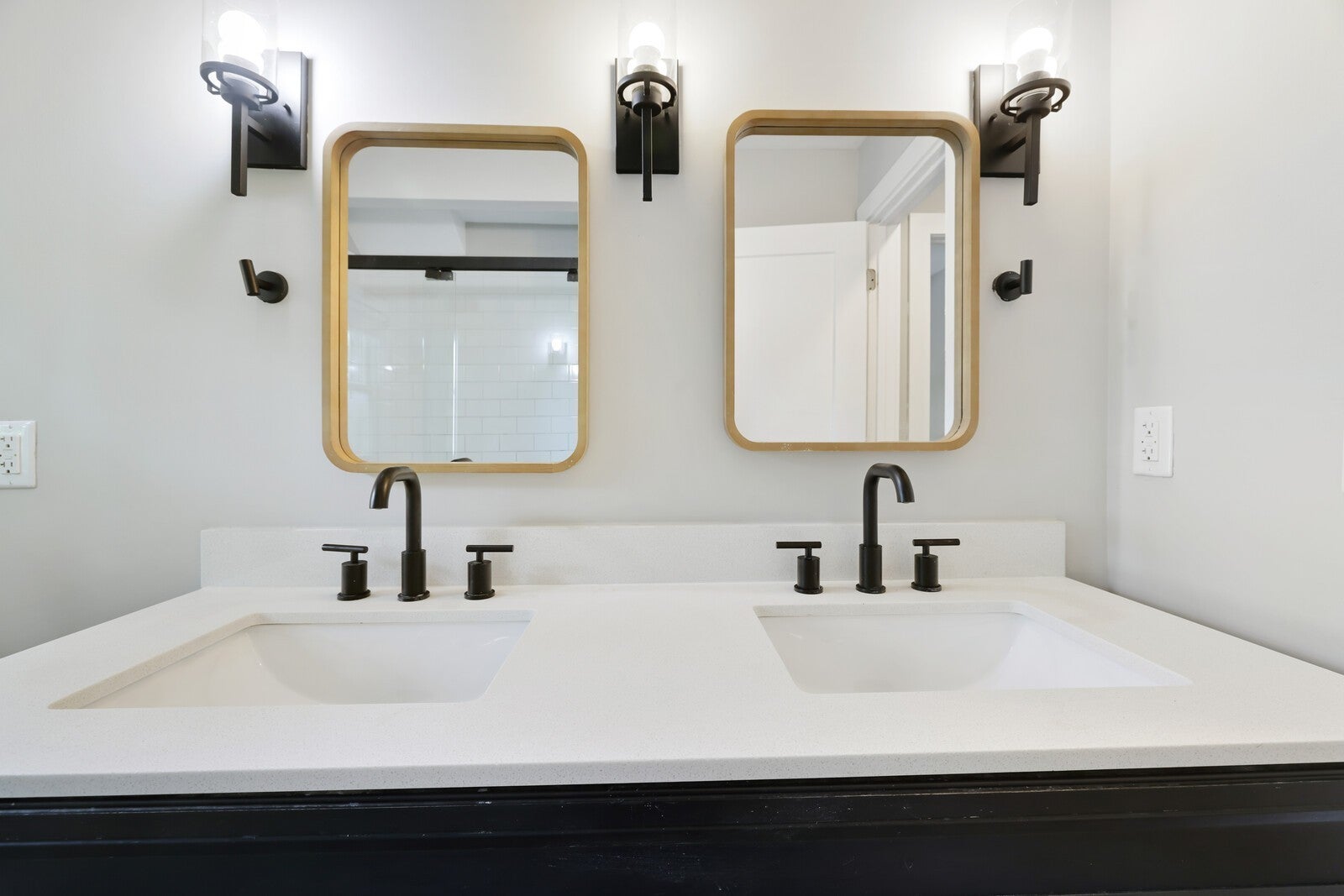 Nashville, Tennessee, 37206, United States, 4 Bedrooms Bedrooms, ,4 BathroomsBathrooms,Residential,Active,2007628