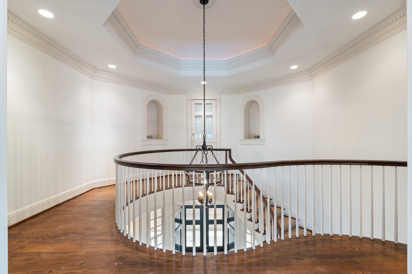 Nashville, Tennessee, 37205, United States, 5 Bedrooms Bedrooms, ,7 BathroomsBathrooms,Residential,Active,1965991