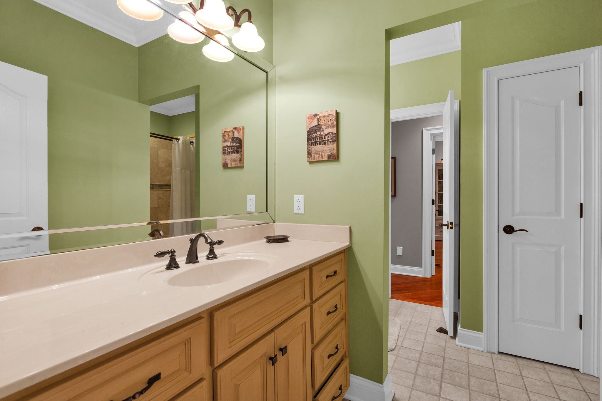 Franklin, Tennessee, 37064, United States, ,5 BathroomsBathrooms,Residential,Active,1824901