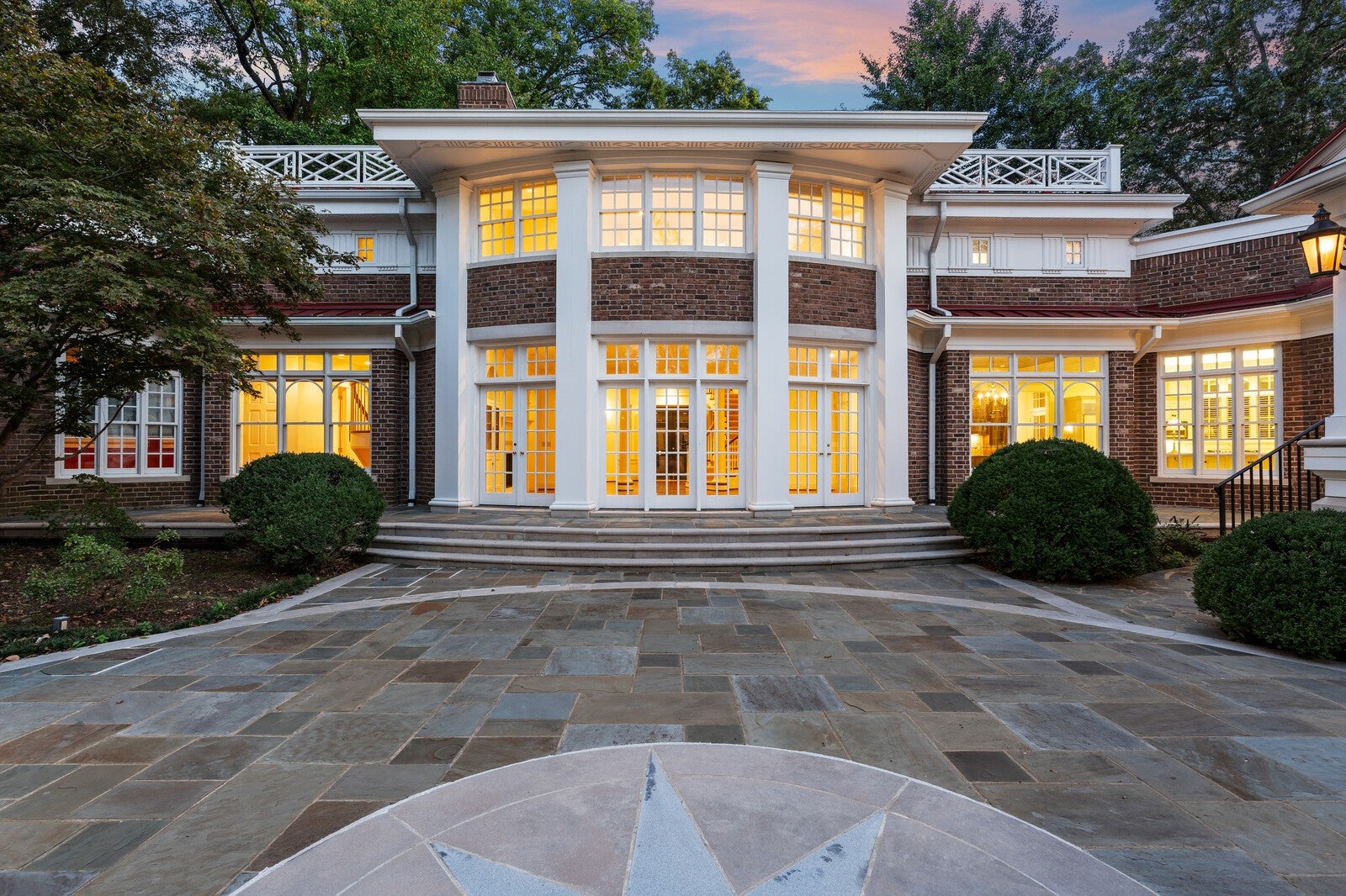 Nashville, Tennessee, 37205, United States, 5 Bedrooms Bedrooms, ,7 BathroomsBathrooms,Residential,Active,1965991