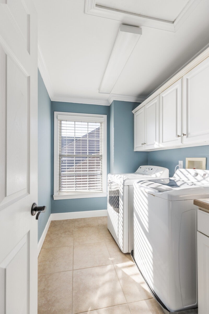 Brentwood, Tennessee, 37027, United States, 5 Bedrooms Bedrooms, ,4 BathroomsBathrooms,Residential,Active,2006880