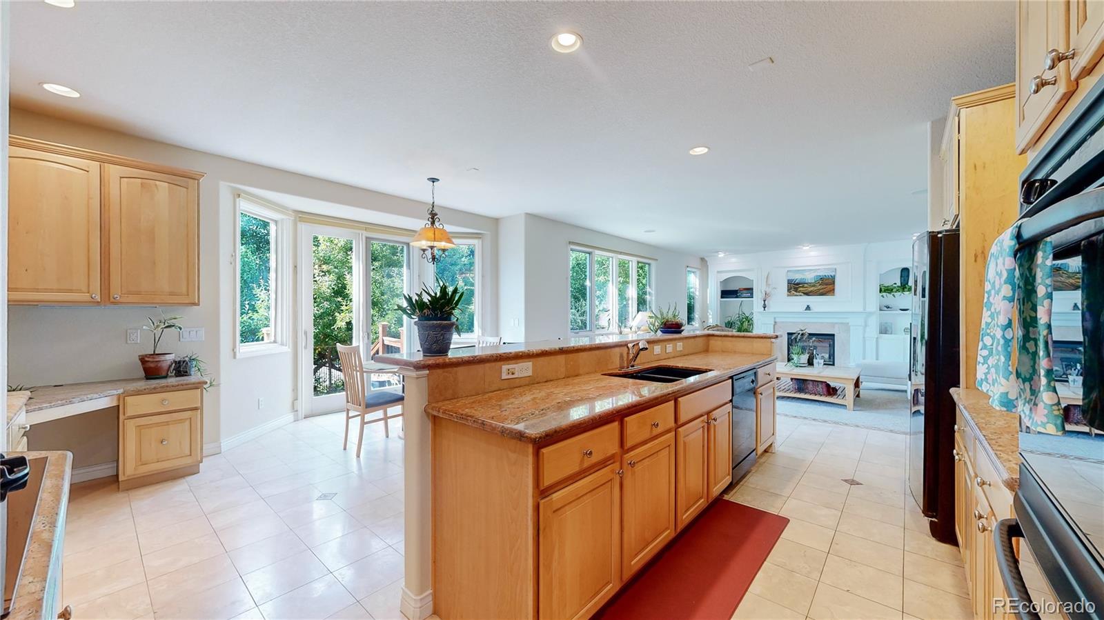 Littleton, Colorado, 80123, United States, ,5 BathroomsBathrooms,Residential,Active,1764082