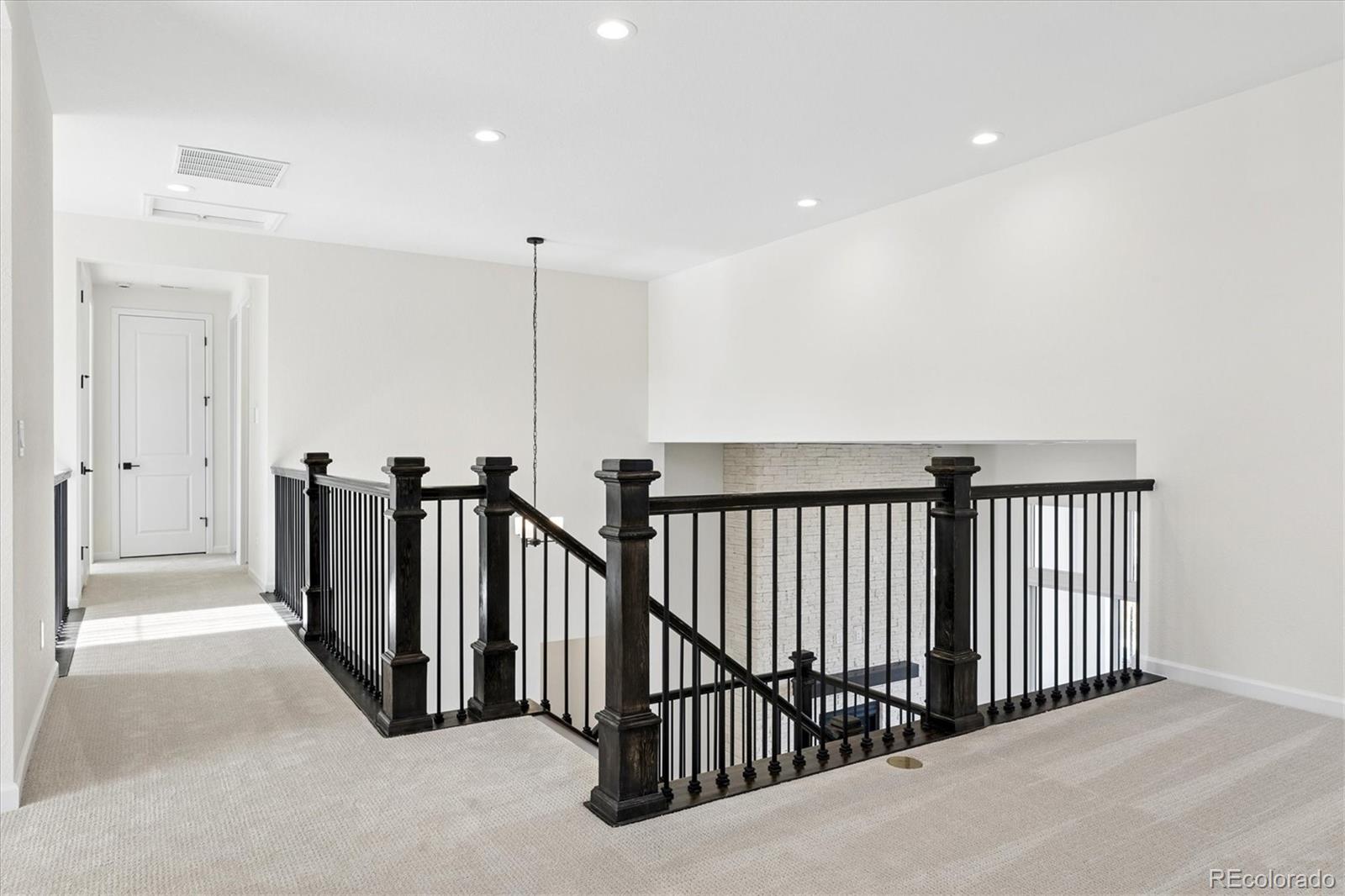 Littleton, Colorado, 80127, United States, 4 Bedrooms Bedrooms, ,4 BathroomsBathrooms,Residential,Active,2015804