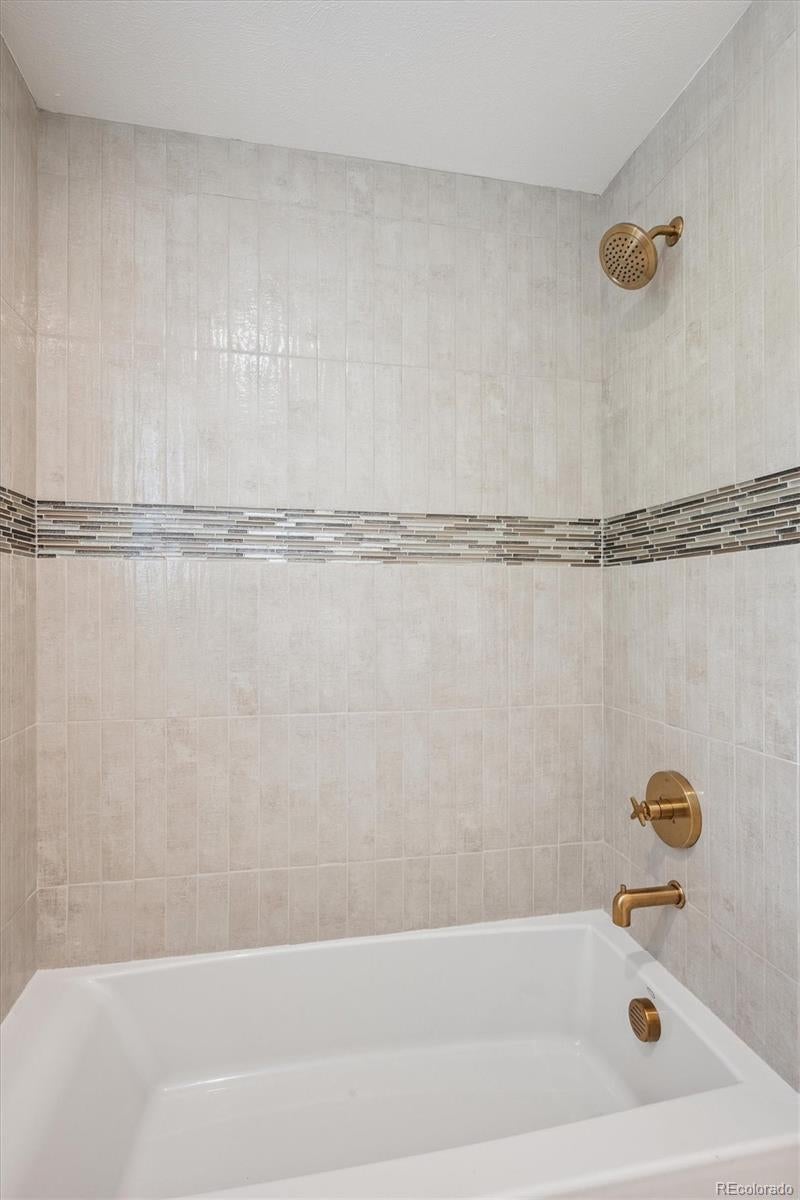 Denver, Colorado, 80237, United States, ,4 BathroomsBathrooms,Residential,Active,1894229