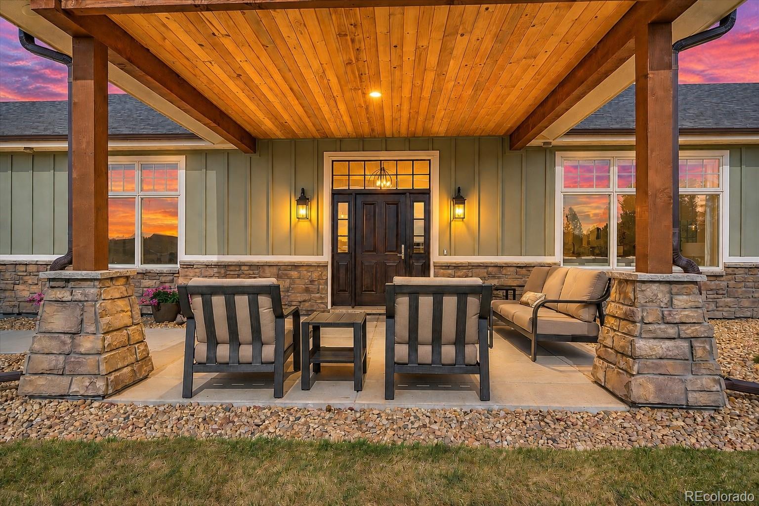 Parker, Colorado, 80138, United States, 4 Bedrooms Bedrooms, ,6 BathroomsBathrooms,Residential,Contingent,2052131