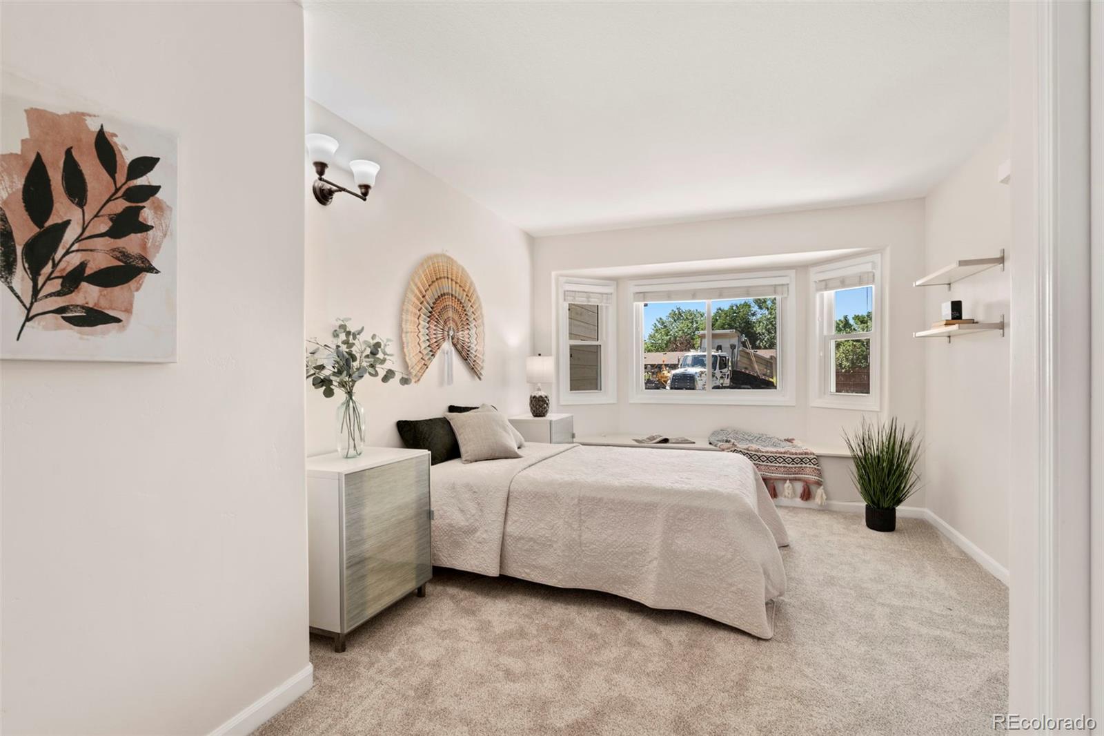 Loveland, Colorado, 80538, United States, 5 Bedrooms Bedrooms, ,3 BathroomsBathrooms,Residential,Active,1971794