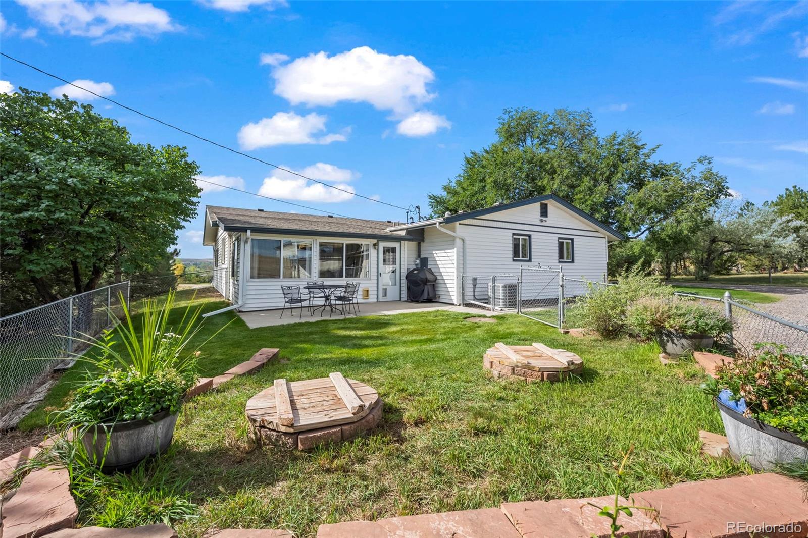 Boulder, Colorado, 80303, United States, 4 Bedrooms Bedrooms, ,3 BathroomsBathrooms,Residential,Active,1953379