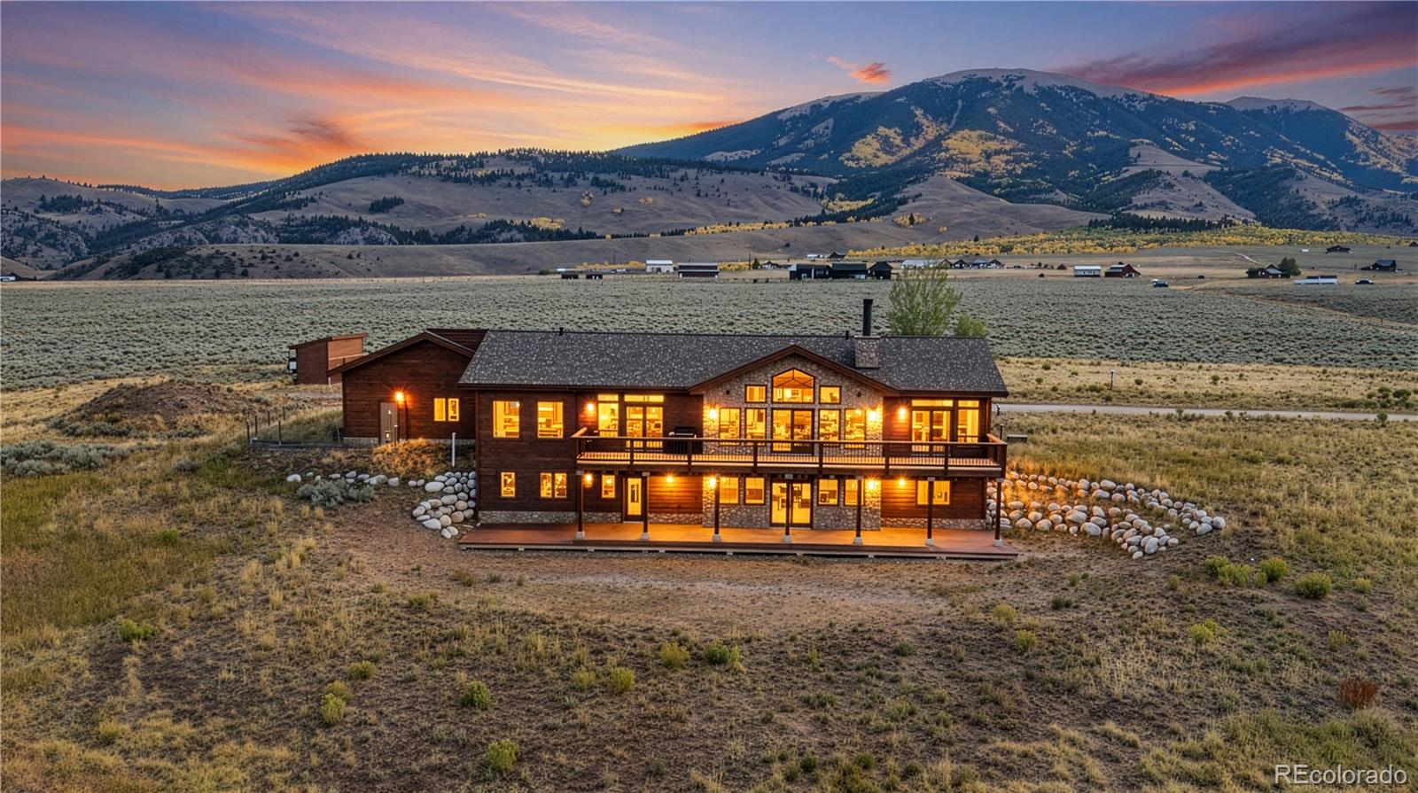 Silverthorne, Colorado, 80498, United States, 6 Bedrooms Bedrooms, ,4 BathroomsBathrooms,Residential,Active,1959532