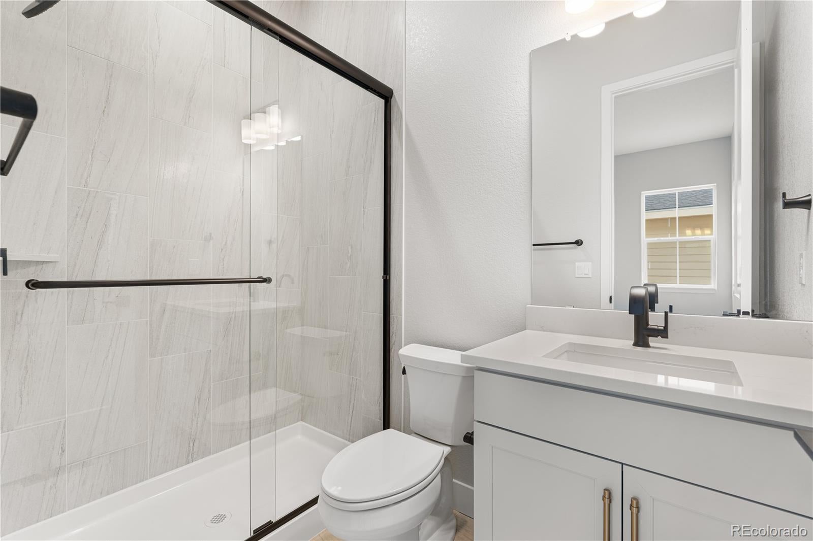 Castle Pines, Colorado, 80108, United States, 4 Bedrooms Bedrooms, ,5 BathroomsBathrooms,Residential,Active,1953011