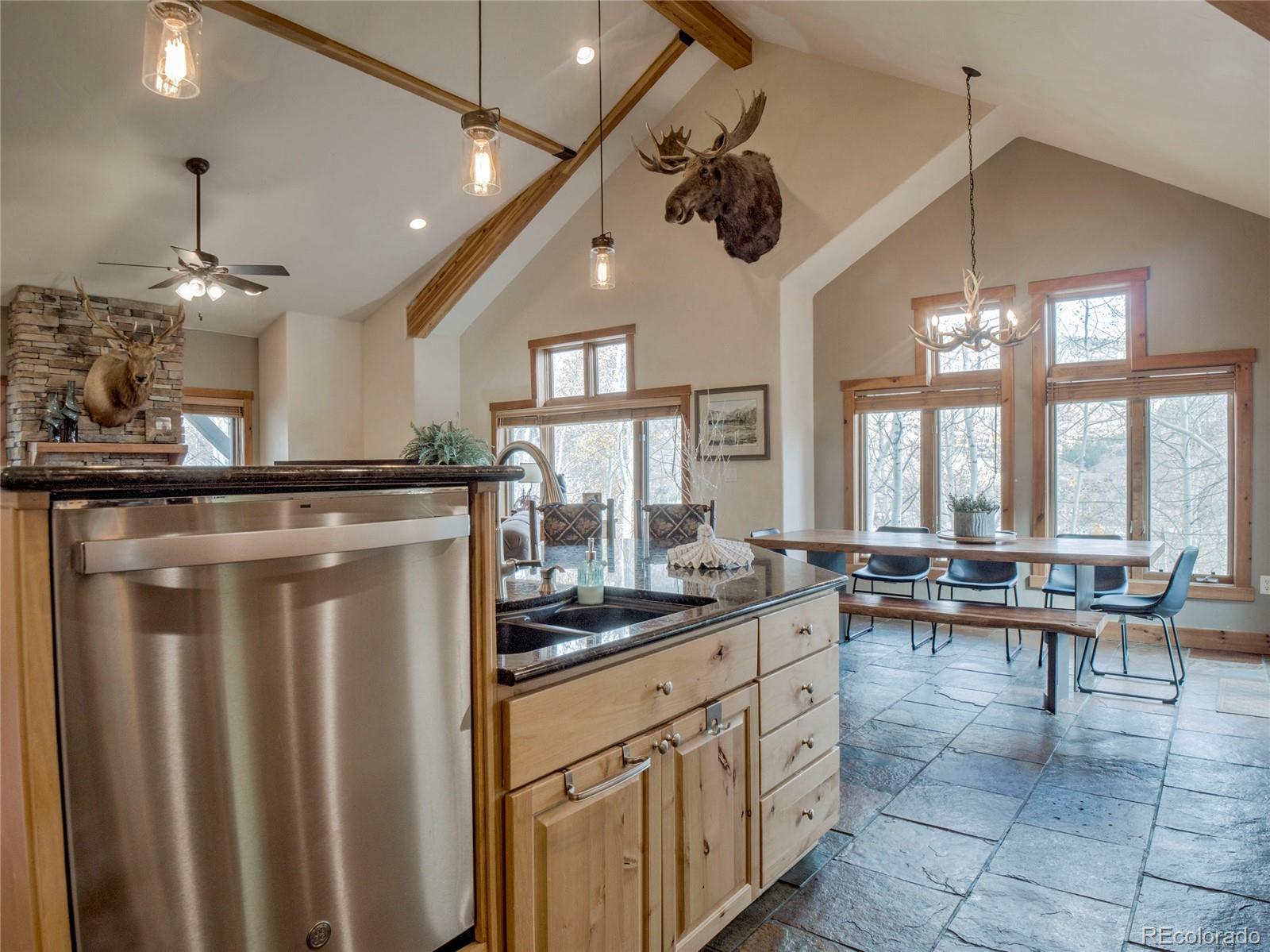 Silverthorne, Colorado, 80498, United States, 5 Bedrooms Bedrooms, ,4 BathroomsBathrooms,Residential,Active,1961917