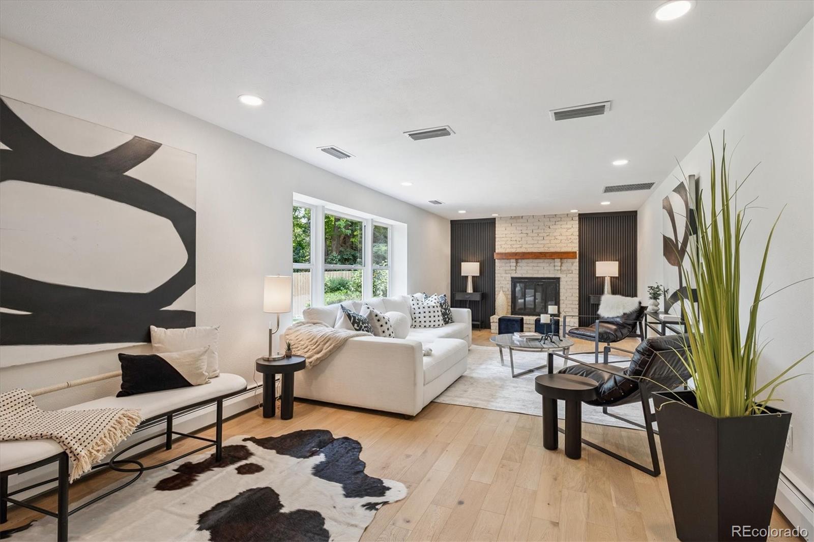 Denver, Colorado, 80237, United States, ,4 BathroomsBathrooms,Residential,Active,1894229