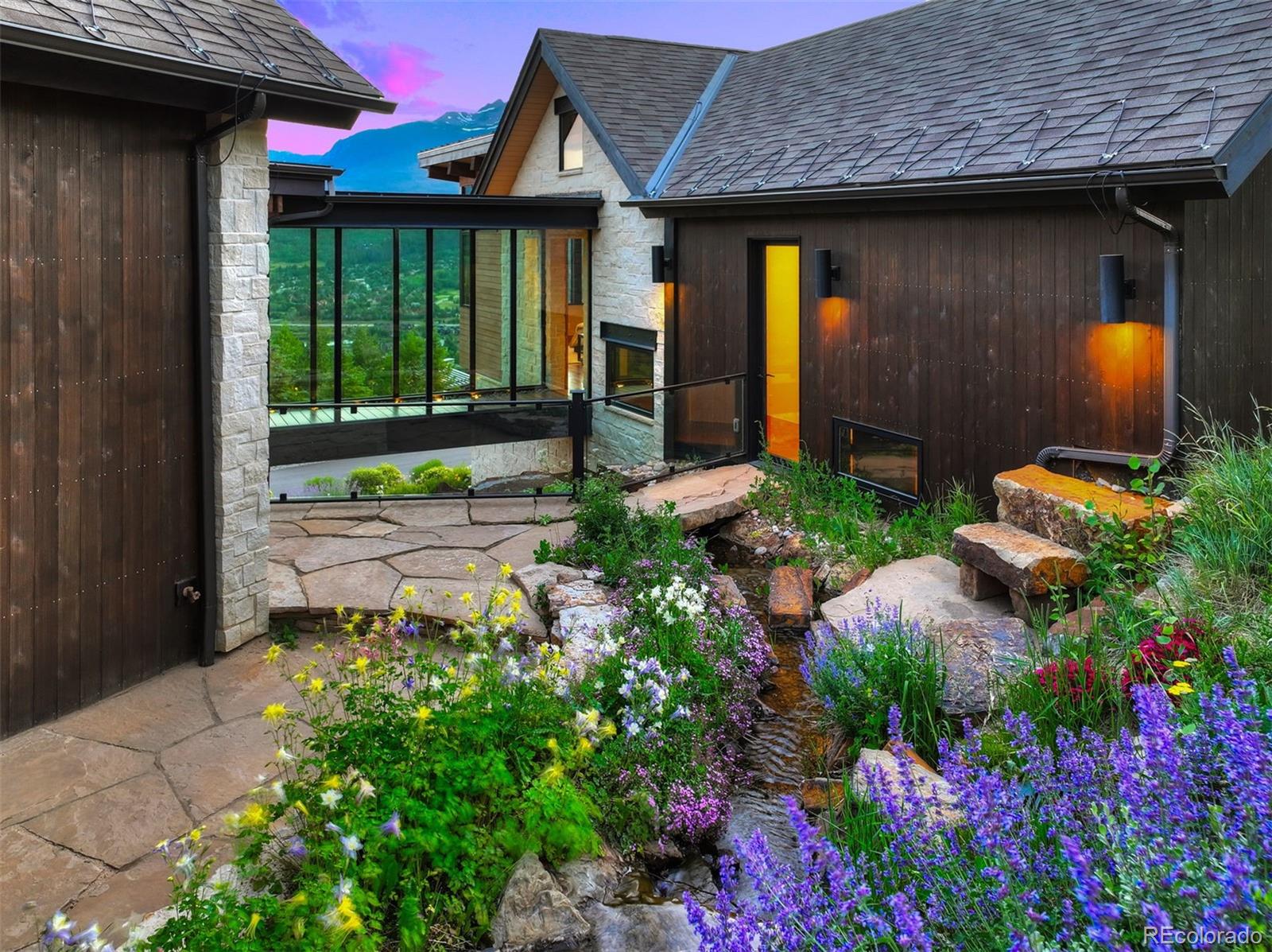 Silverthorne, Colorado, 80498, United States, ,7 BathroomsBathrooms,Residential,Active,1761673