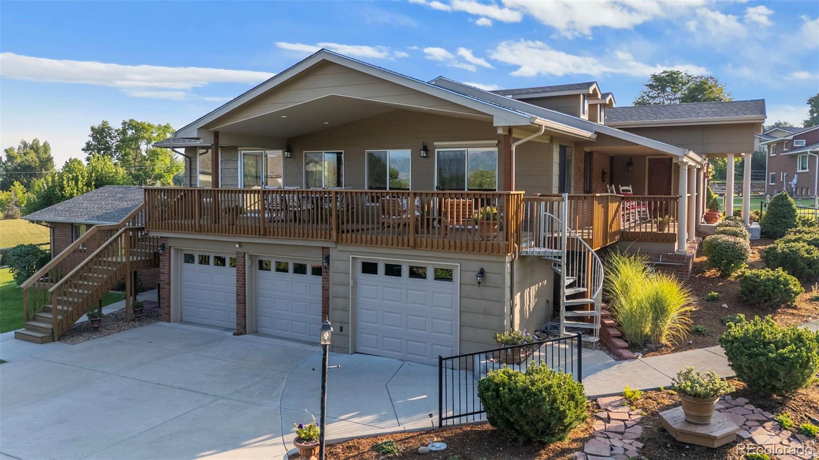 Boulder, Colorado, 80303, United States, 4 Bedrooms Bedrooms, ,4 BathroomsBathrooms,Residential,Active,1944019