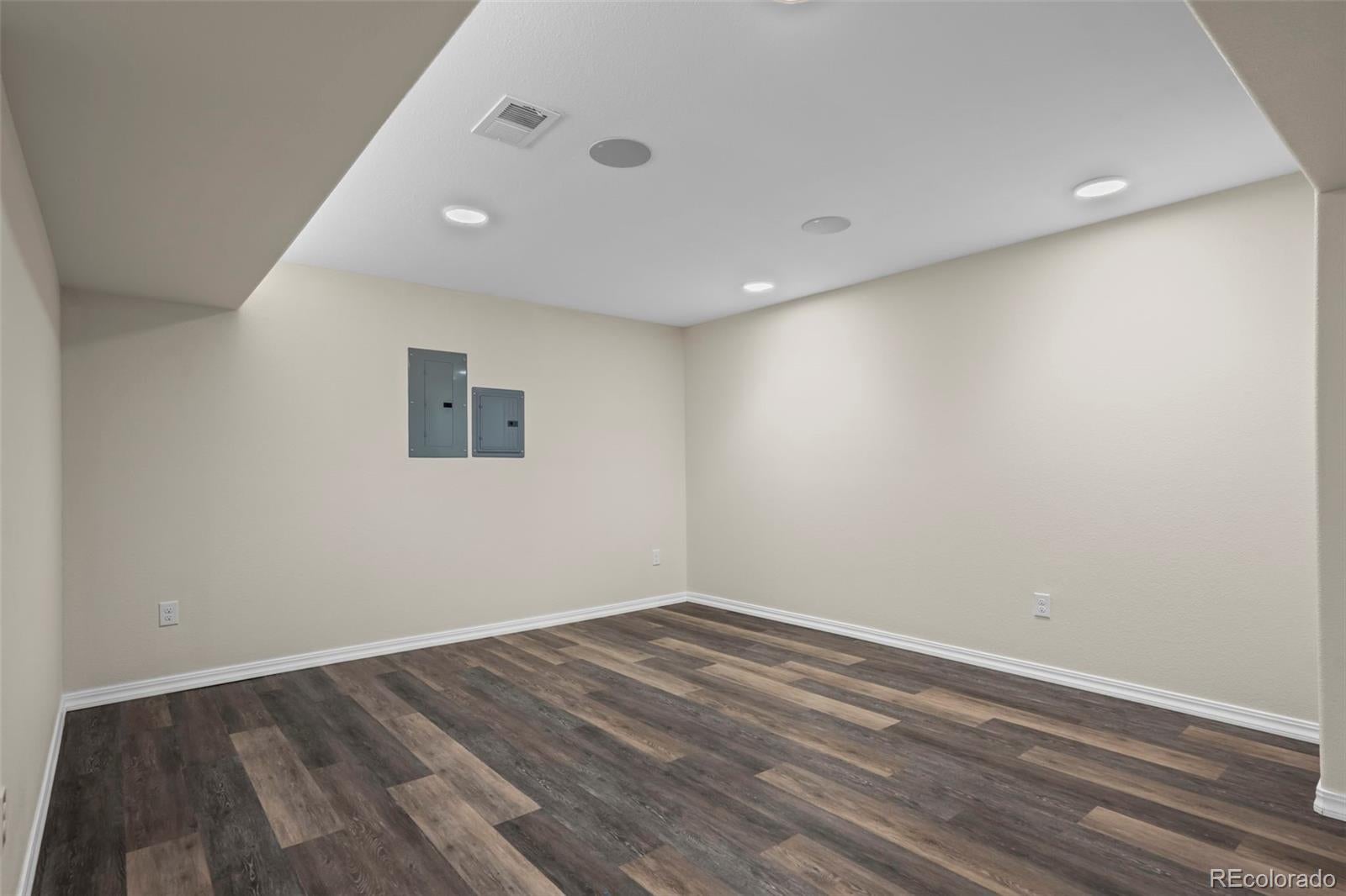 Boulder, Colorado, 80304, United States, 4 Bedrooms Bedrooms, ,4 BathroomsBathrooms,Residential,Active,1944088