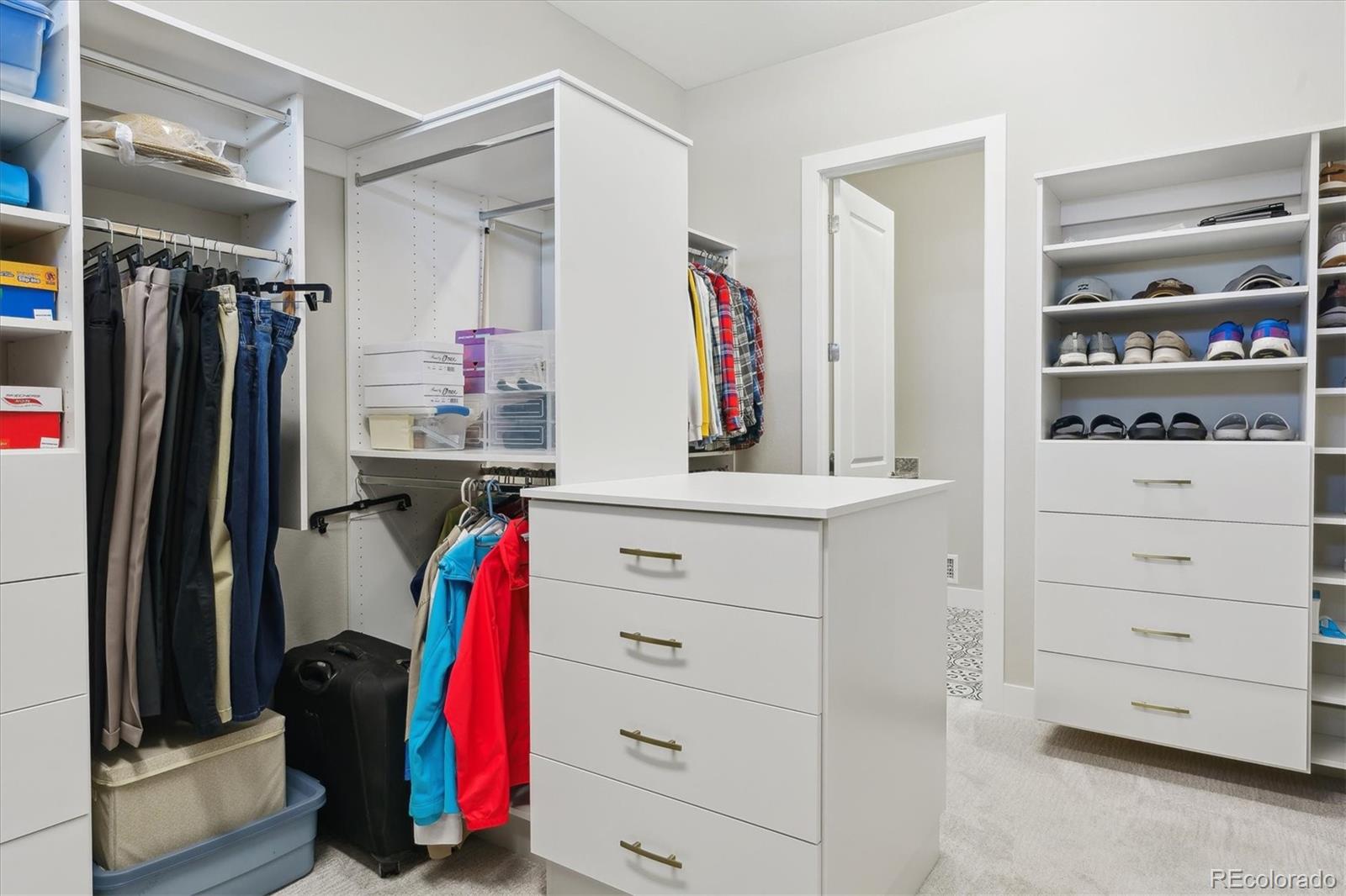 Castle Rock, Colorado, 80104, United States, ,4 BathroomsBathrooms,Residential,Active,1824531