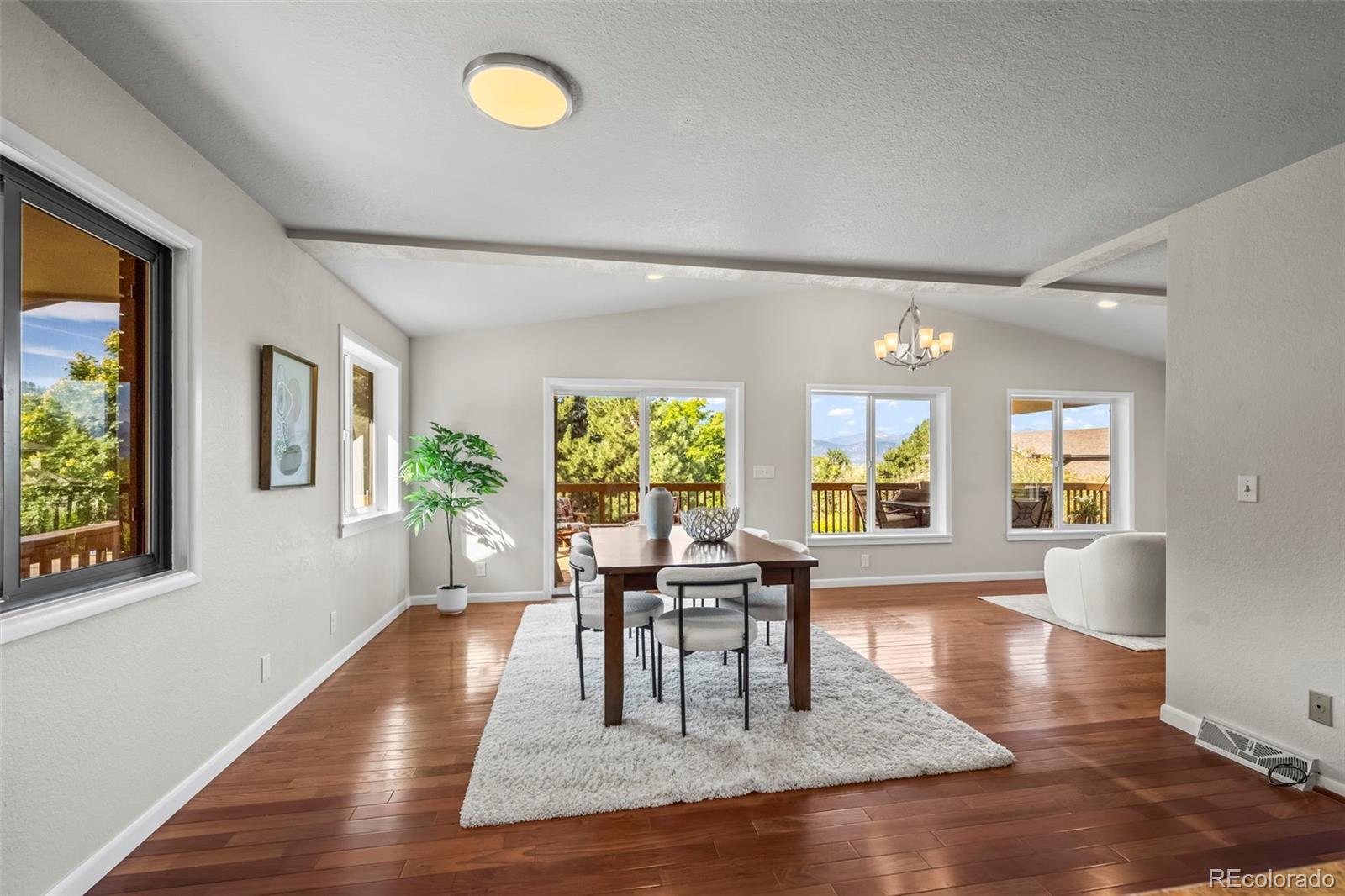 Boulder, Colorado, 80303, United States, 4 Bedrooms Bedrooms, ,4 BathroomsBathrooms,Residential,Active,1944019
