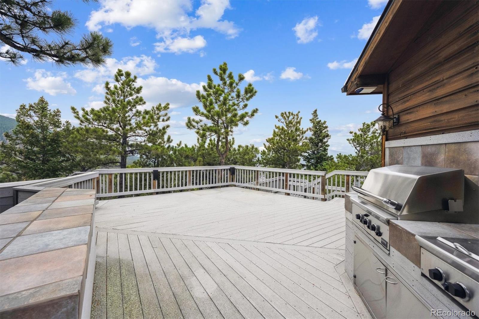 Evergreen, Colorado, 80439, United States, 4 Bedrooms Bedrooms, ,5 BathroomsBathrooms,Residential,Active,1899904