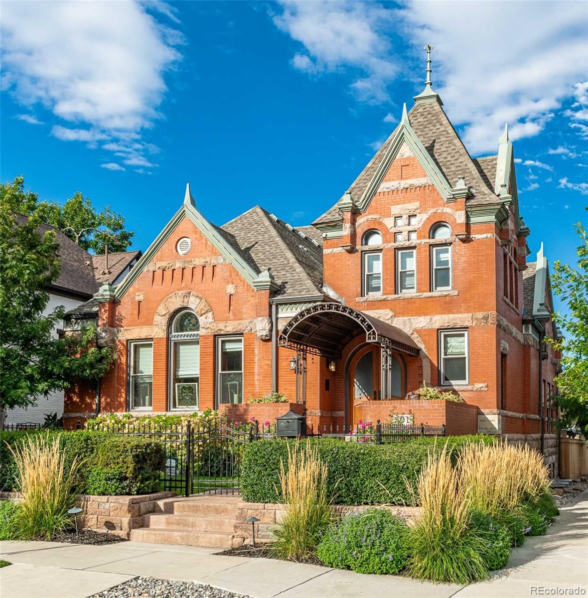 Denver, Colorado, 80209, United States, 4 Bedrooms Bedrooms, ,5 BathroomsBathrooms,Residential,Active,1944262