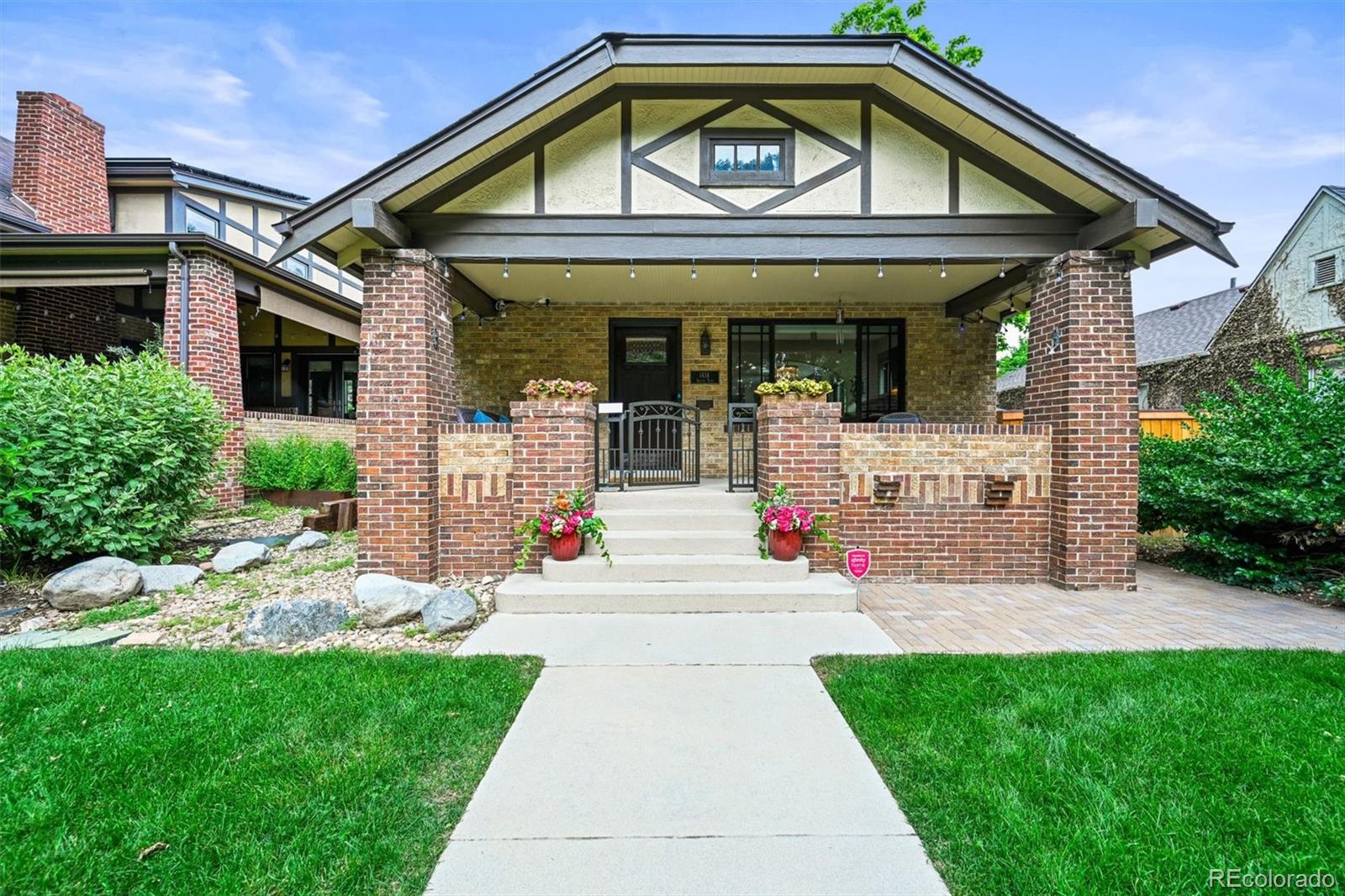 Denver, Colorado, 80210, United States, 3 Bedrooms Bedrooms, ,3 BathroomsBathrooms,Residential,Active,2045001