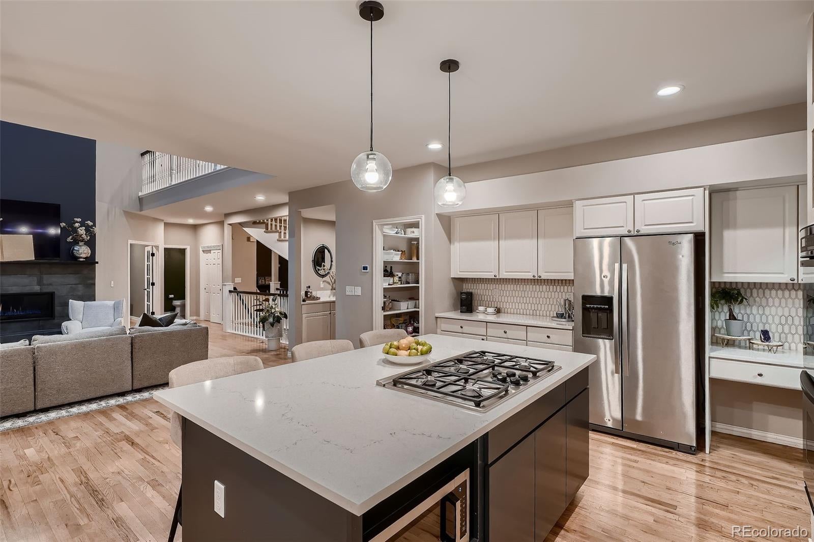 Englewood, Colorado, 80111, United States, 6 Bedrooms Bedrooms, ,5 BathroomsBathrooms,Residential,Active,1904158