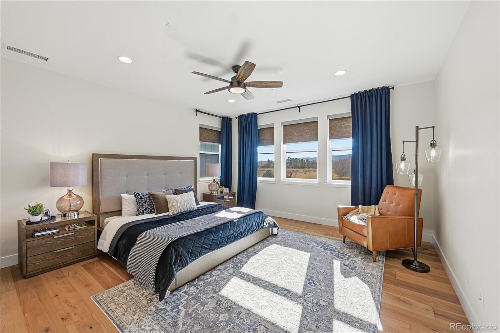 Littleton, Colorado, 80125, United States, 5 Bedrooms Bedrooms, ,7 BathroomsBathrooms,Residential,Active,2012467