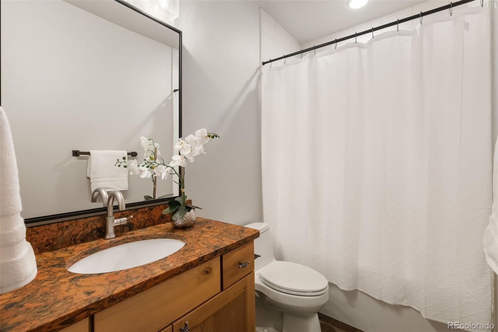 Colorado Springs, Colorado, 80904, United States, 4 Bedrooms Bedrooms, ,5 BathroomsBathrooms,Residential,Active,1985588