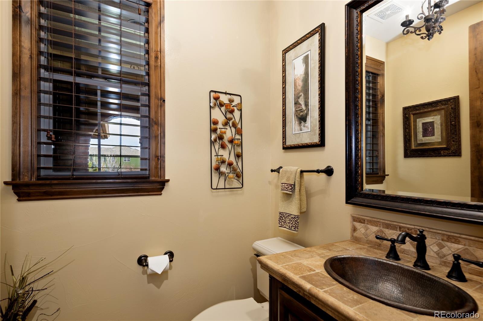 Highlands Ranch, Colorado, 80126, United States, 3 Bedrooms Bedrooms, ,5 BathroomsBathrooms,Residential,Active,2011857