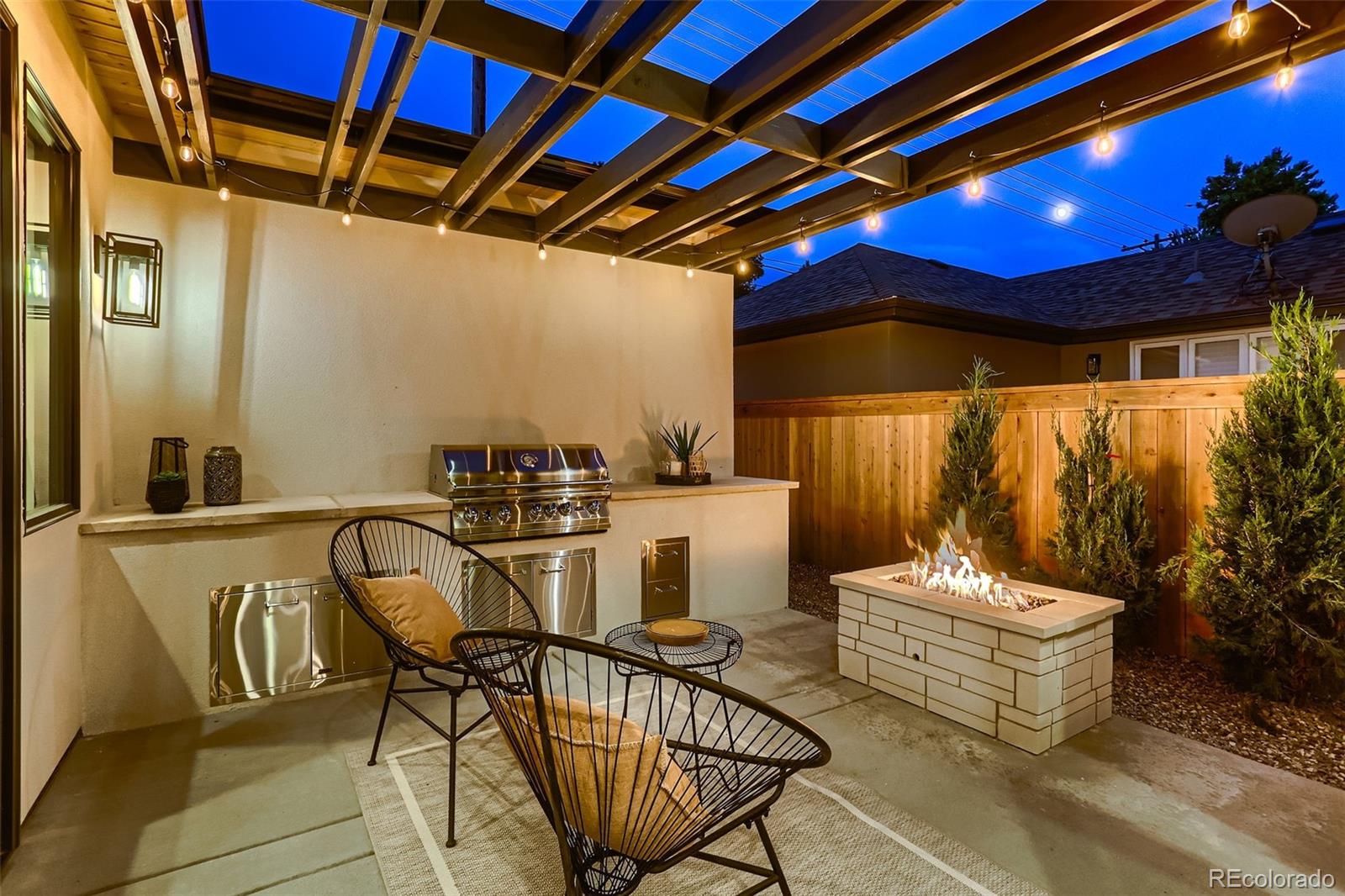 Denver, Colorado, 80206, United States, 4 Bedrooms Bedrooms, ,5 BathroomsBathrooms,Residential,Active,1900194