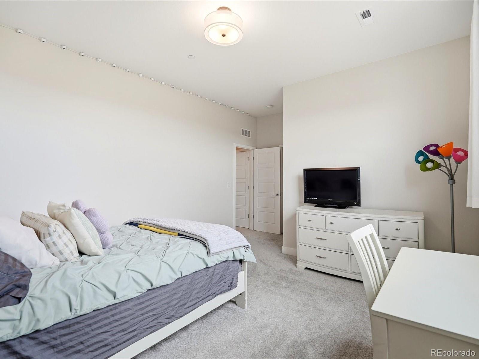 Superior, Colorado, 80027, United States, 4 Bedrooms Bedrooms, ,3 BathroomsBathrooms,Residential,Active,2035597