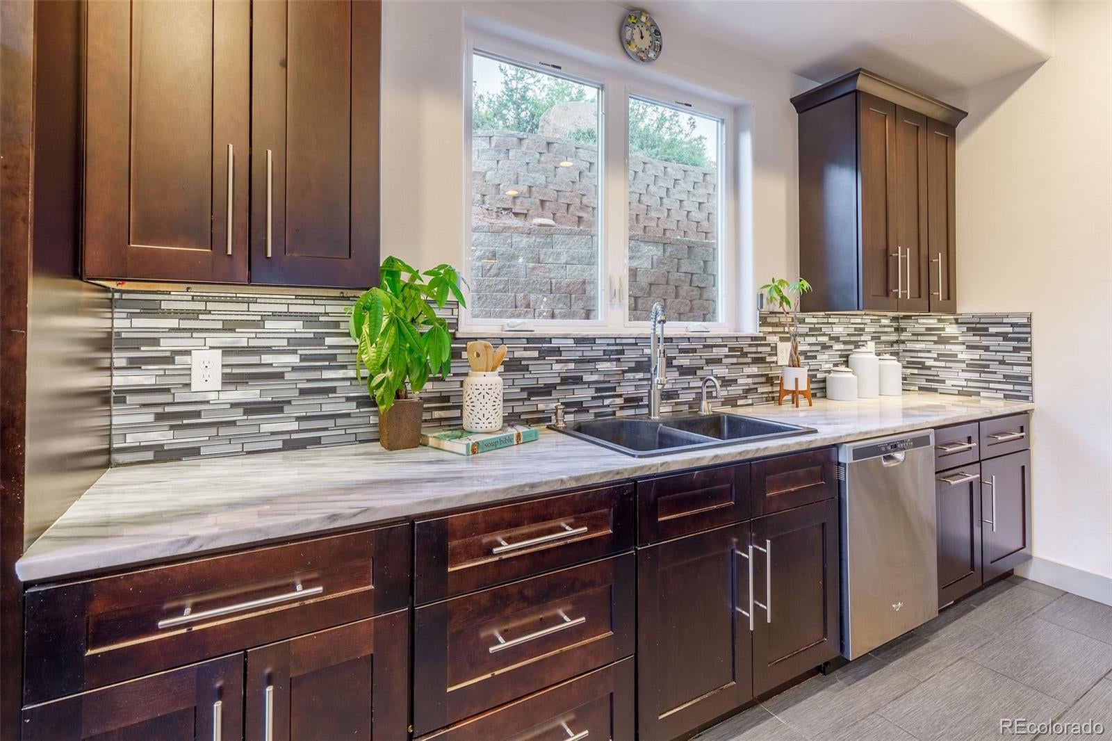 Manitou Springs, Colorado, 80829, United States, 3 Bedrooms Bedrooms, ,3 BathroomsBathrooms,Residential,Active,1969631