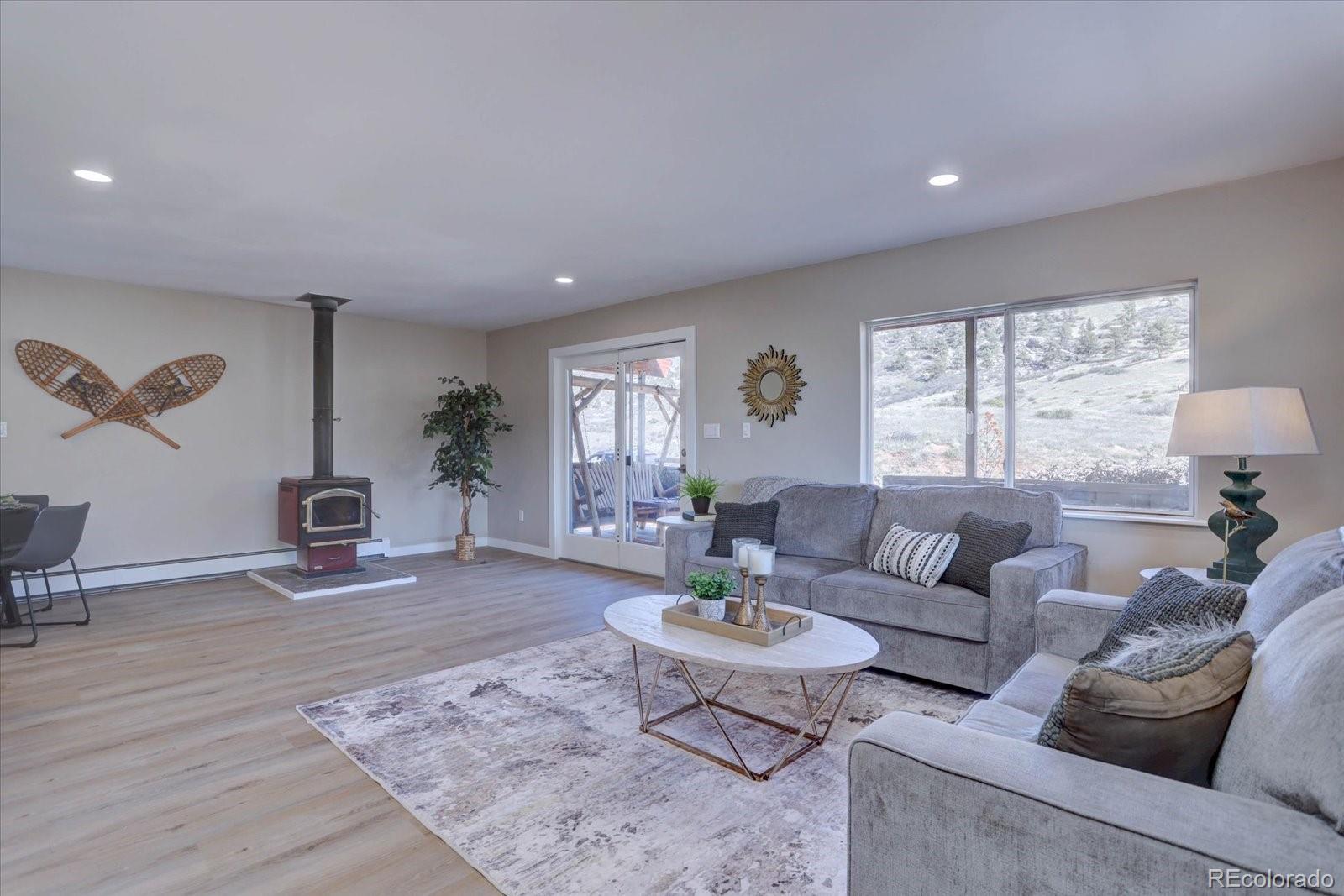 Lyons, Colorado, 80540, United States, 3 Bedrooms Bedrooms, ,2 BathroomsBathrooms,Residential,Active,1970923