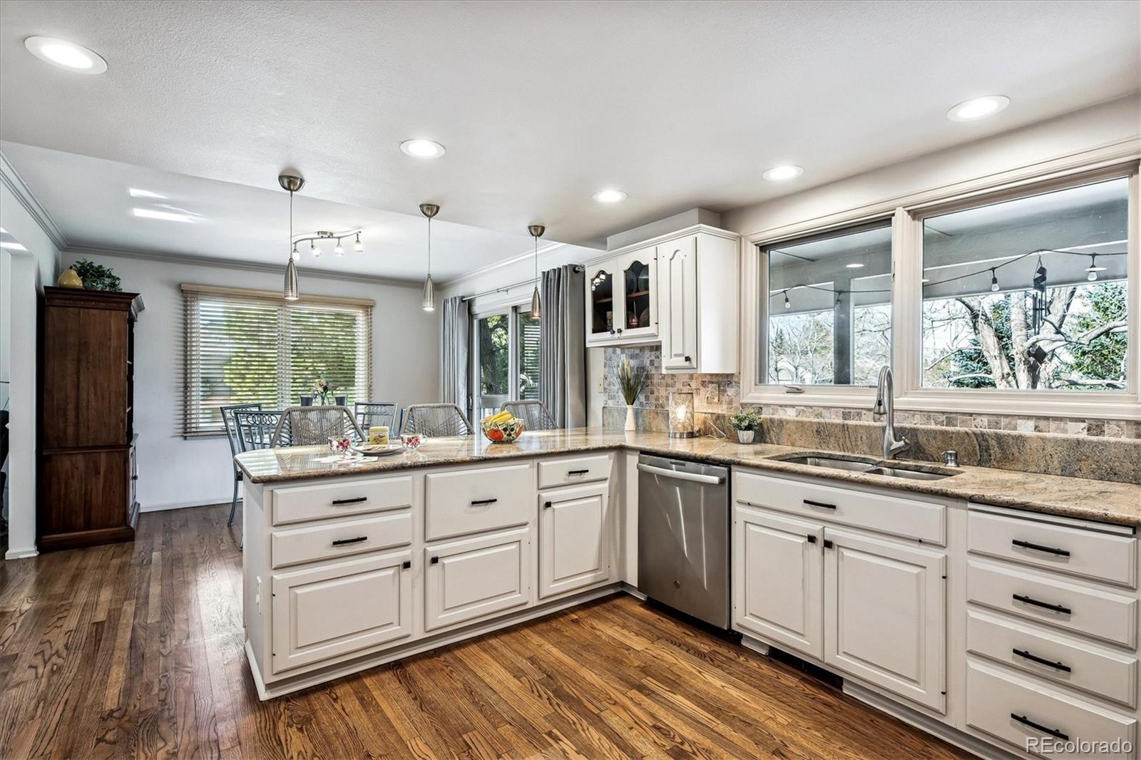 Greenwood Village, Colorado, 80111, United States, 6 Bedrooms Bedrooms, ,4 BathroomsBathrooms,Residential,Active,2009828