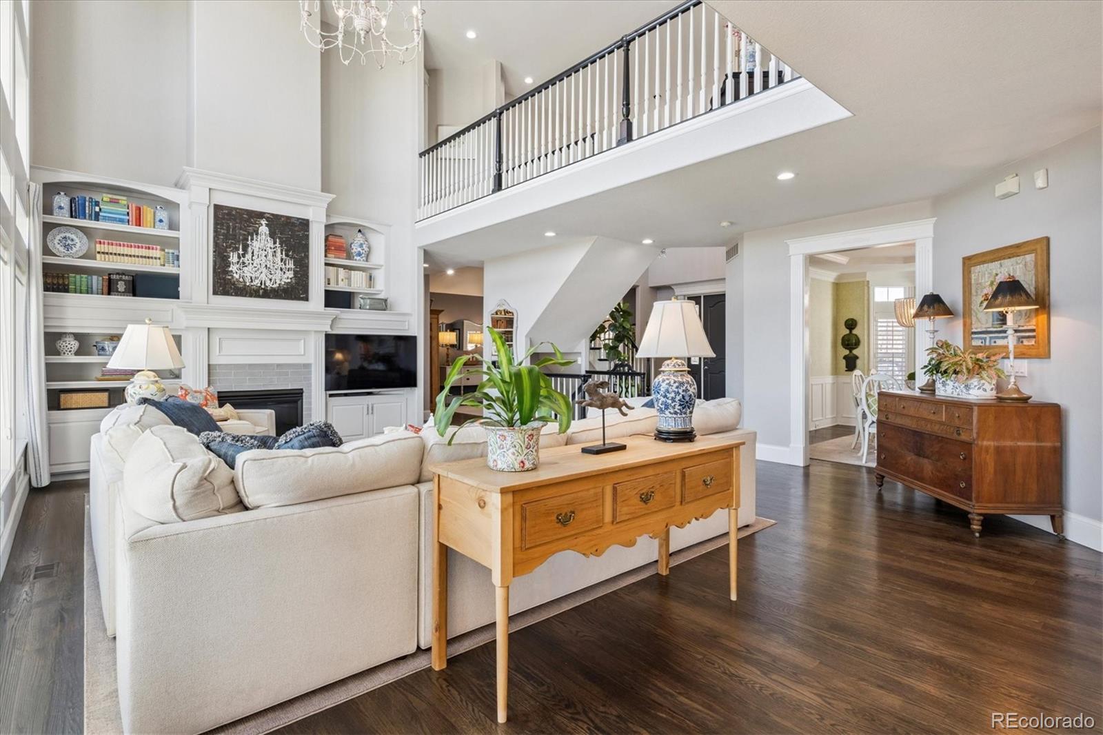 Englewood, Colorado, 80111, United States, 5 Bedrooms Bedrooms, ,6 BathroomsBathrooms,Residential,Active,1992207