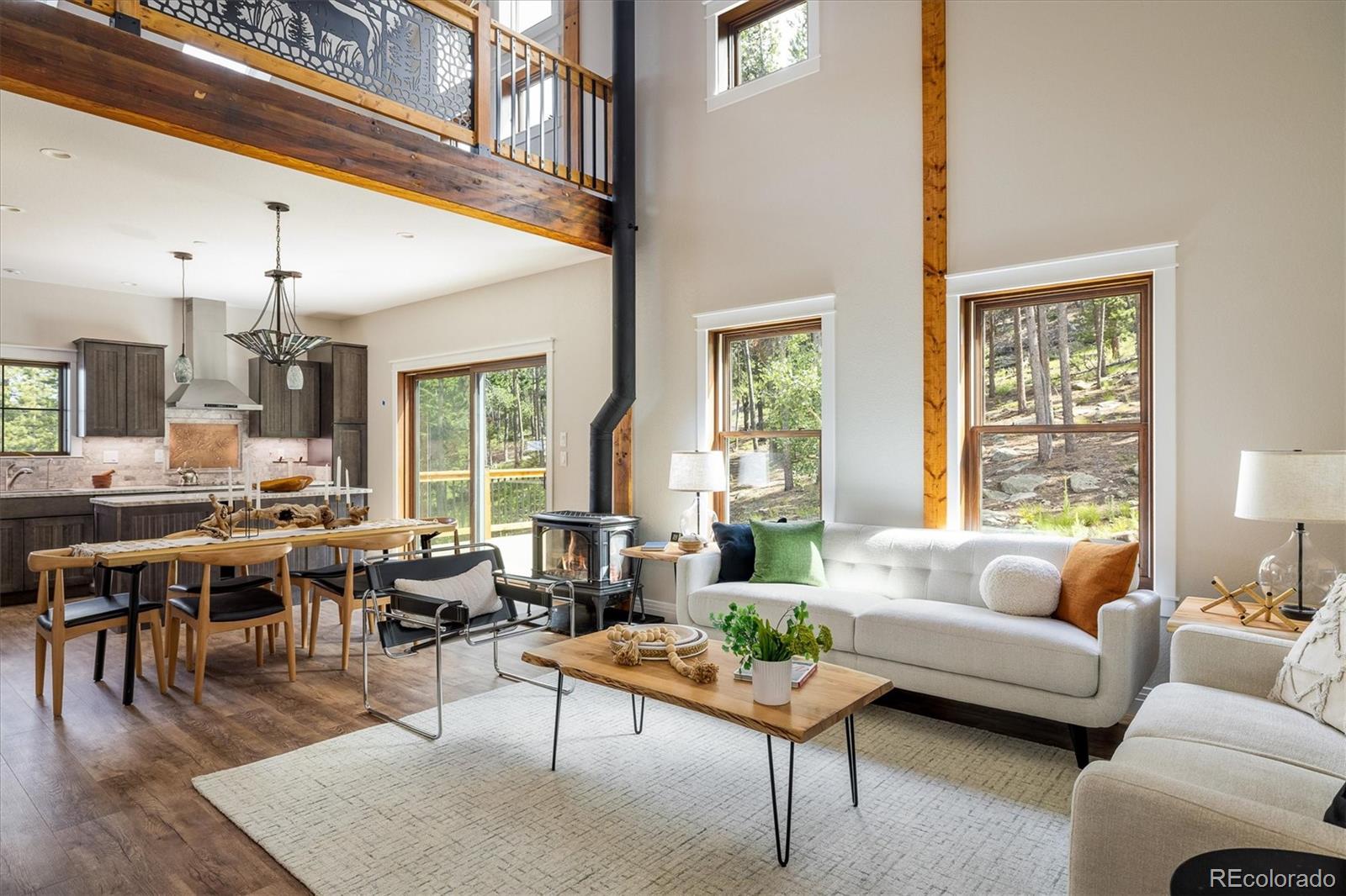 Golden, Colorado, 80403, United States, 2 Bedrooms Bedrooms, ,3 BathroomsBathrooms,Residential,Contingent,1889003