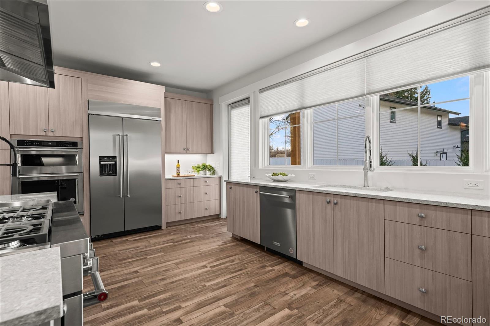 Lafayette, Colorado, 80026, United States, 5 Bedrooms Bedrooms, ,7 BathroomsBathrooms,Residential,Active,2006794