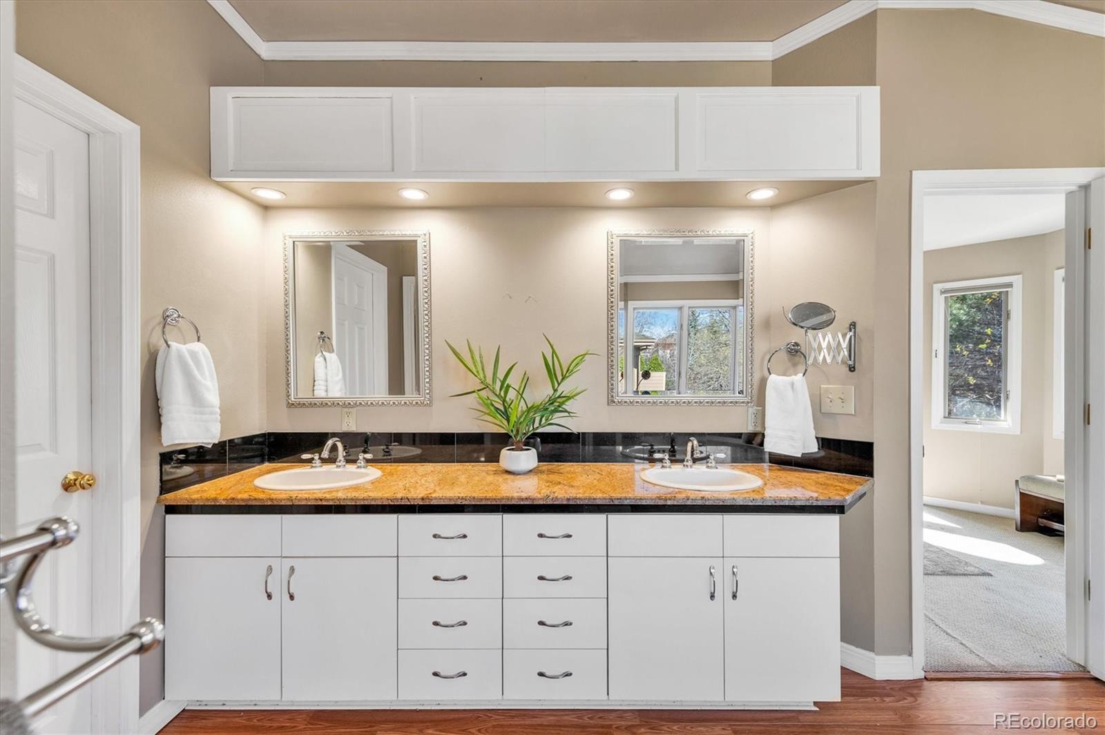 Boulder, Colorado, 80304, United States, 5 Bedrooms Bedrooms, ,4 BathroomsBathrooms,Residential,Active,1998570