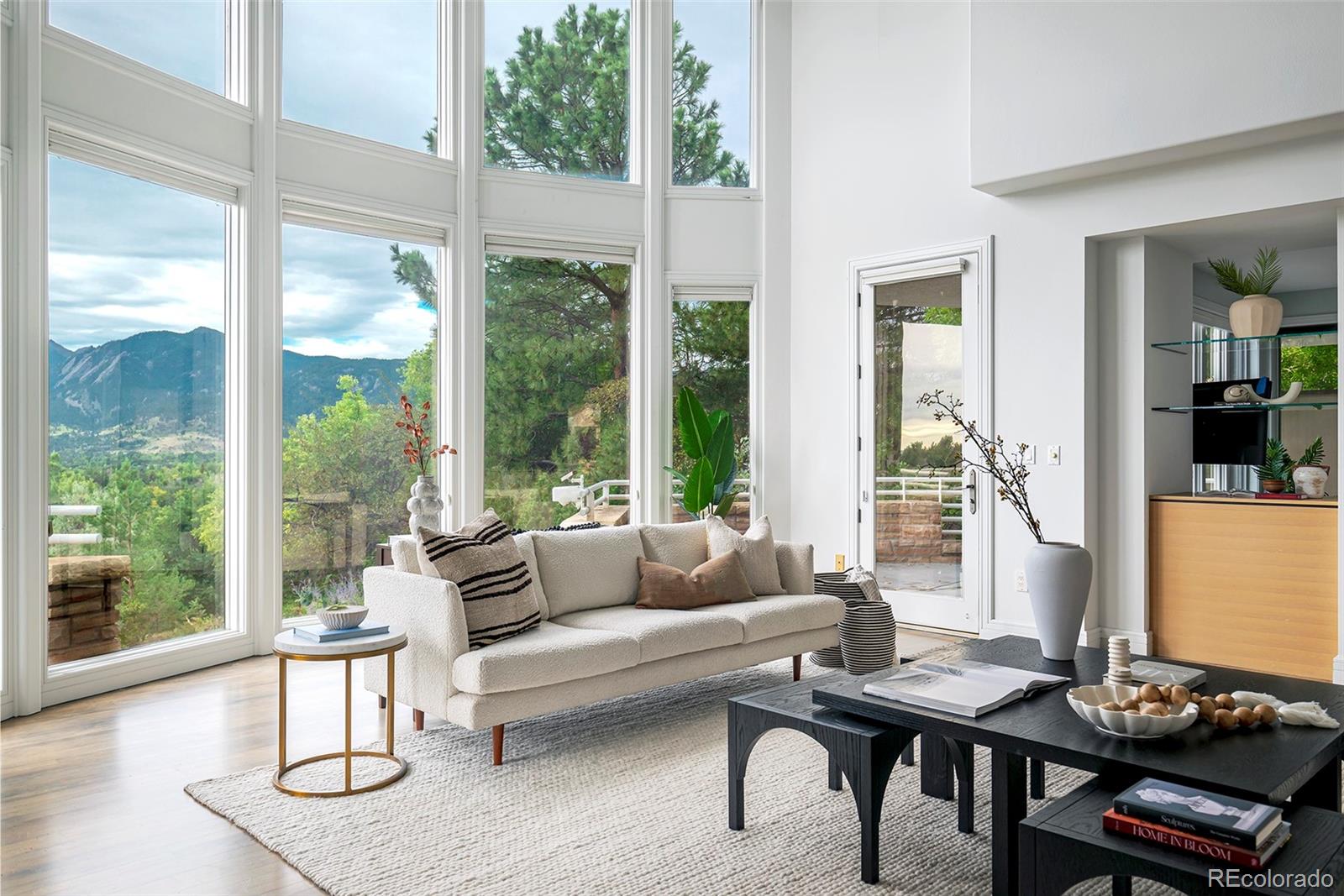 Boulder, Colorado, 80304, United States, 6 Bedrooms Bedrooms, ,7 BathroomsBathrooms,Residential,Active,1953370