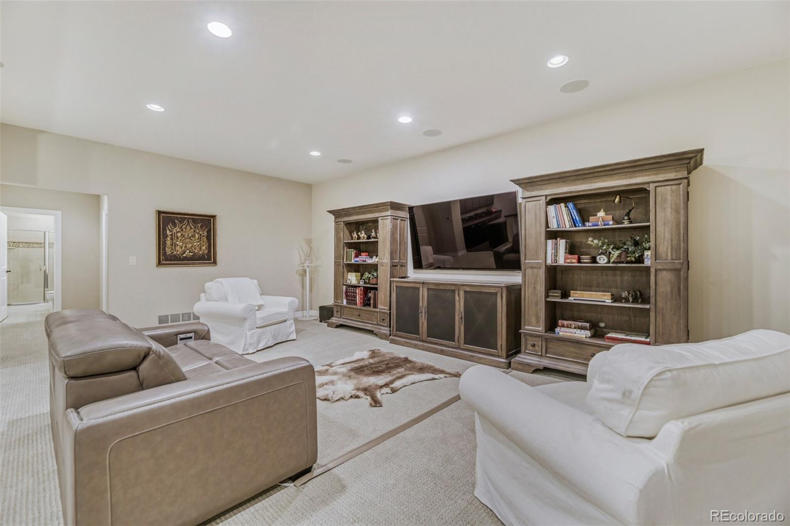 Lone Tree, Colorado, 80124, United States, 5 Bedrooms Bedrooms, ,5 BathroomsBathrooms,Residential,Active,2017438